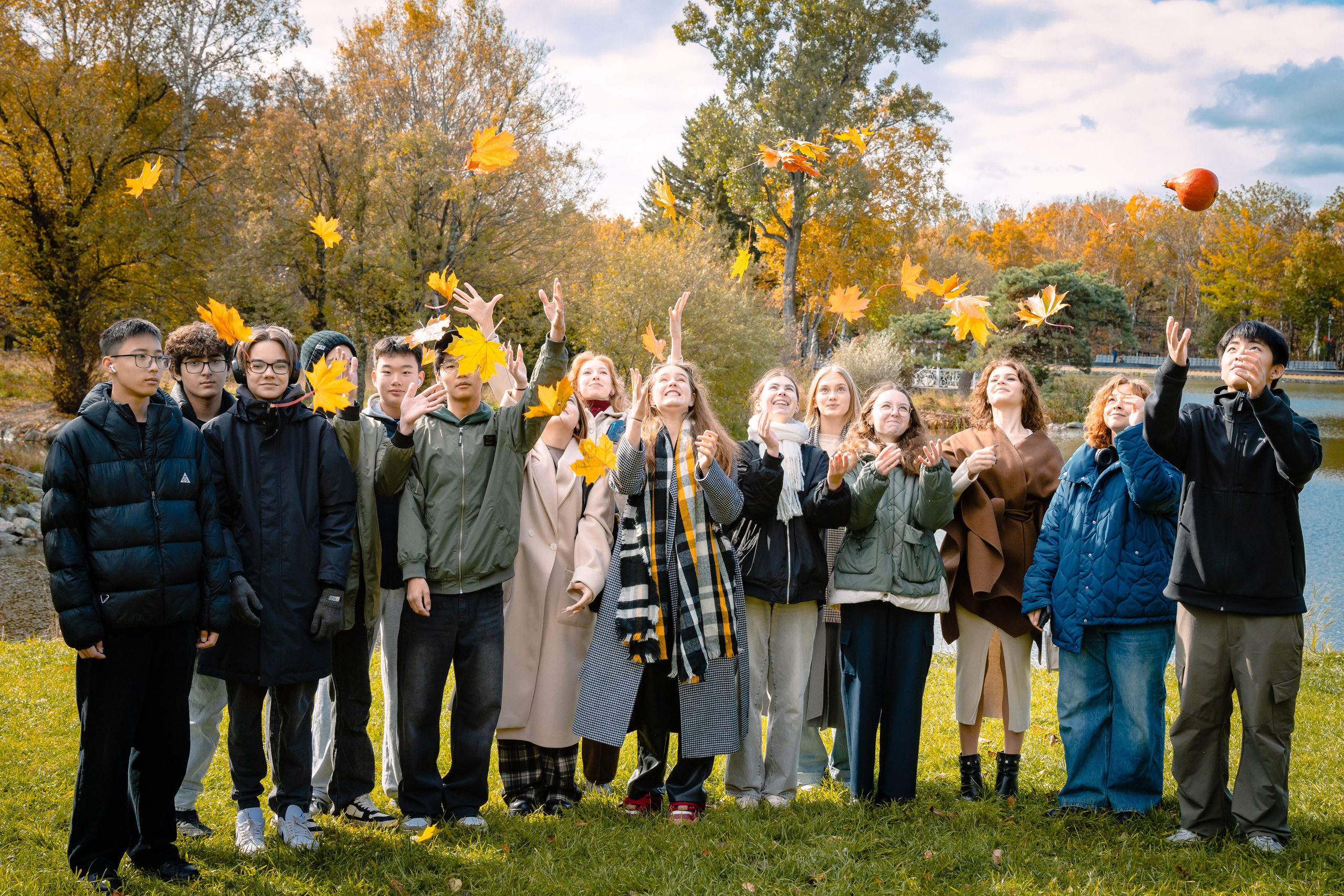 9Б фотопрогулка. Фотограф. г. Южно-Сахалинск. Олег Толстов