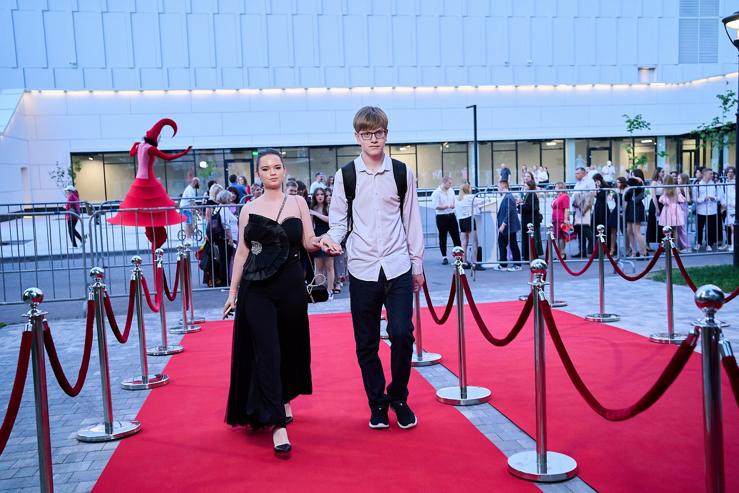 Выпускной 2024 концертный зал Академия ВТБ. Фотограф и Видеограф в Москве. Олег Корушев