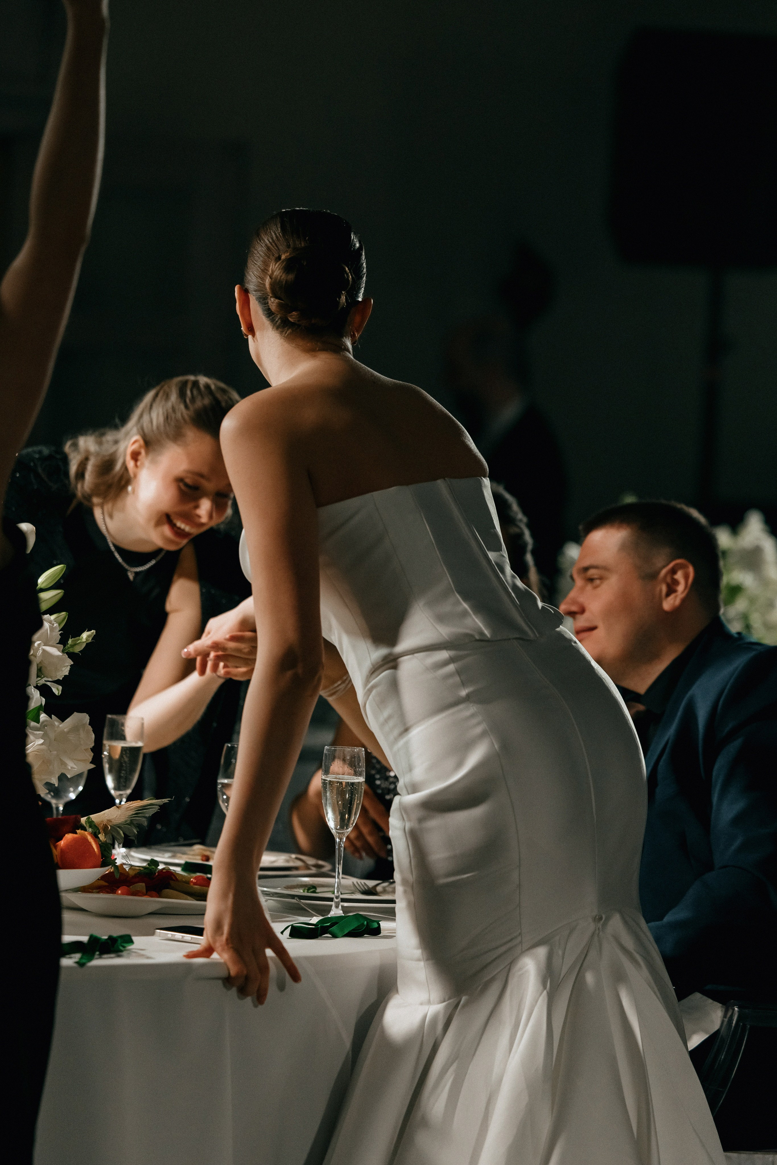 Свадебный банкет на вилле Политика. Свадебный фотограф Москва