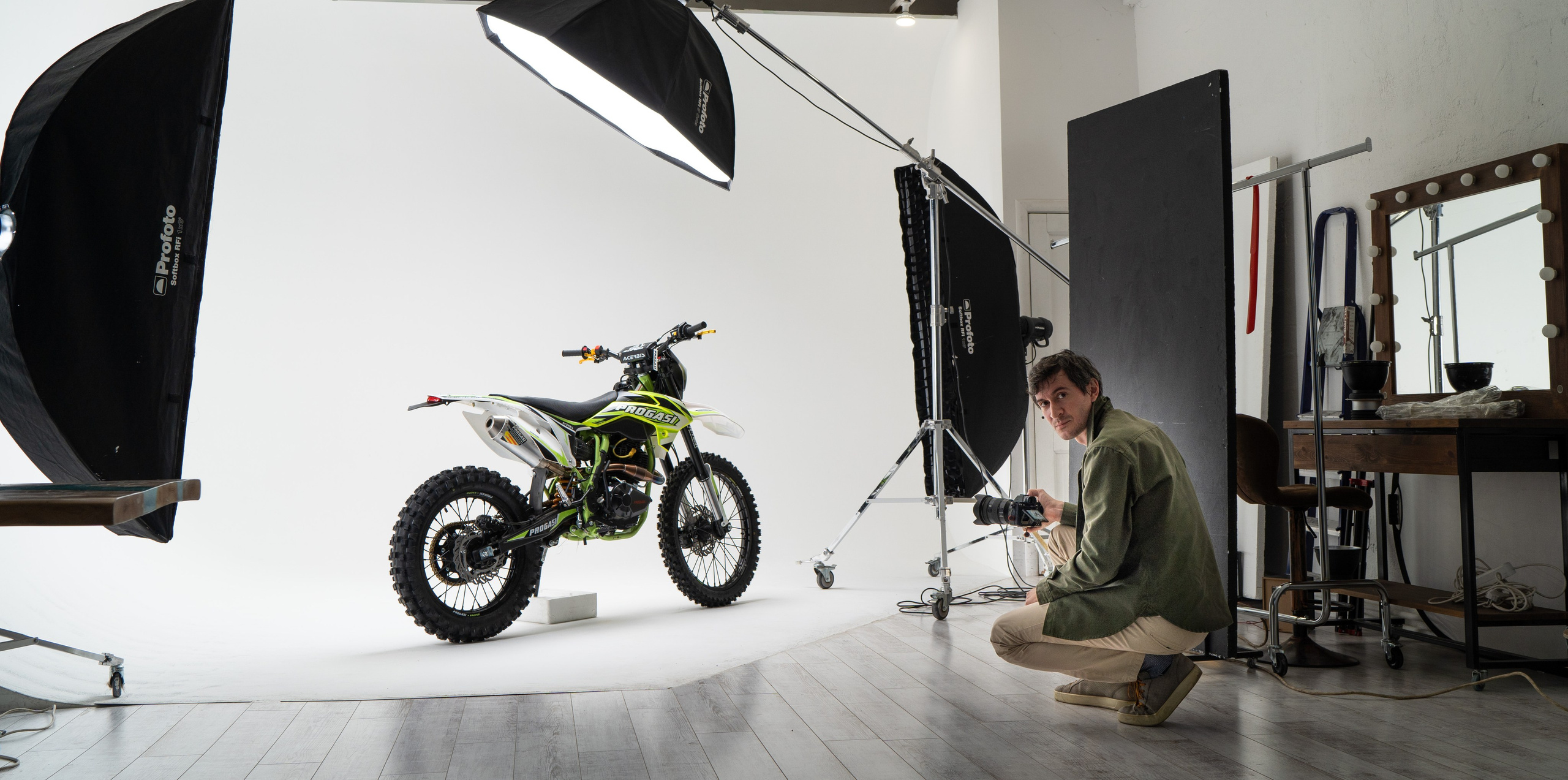 Фото для маркет плейсов. Каталожная и промышленная съемка в Москве Александр Плонский