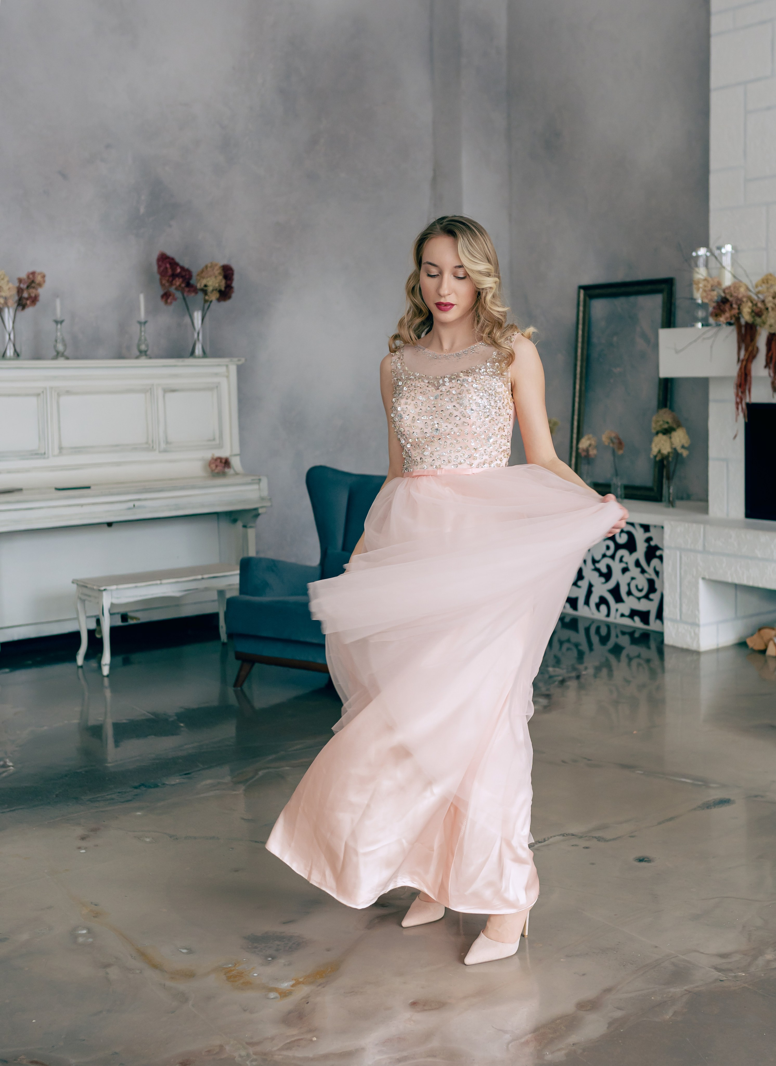 Фотосессия для магазина платьев. Фотограф Ким Наталья в Красноярске