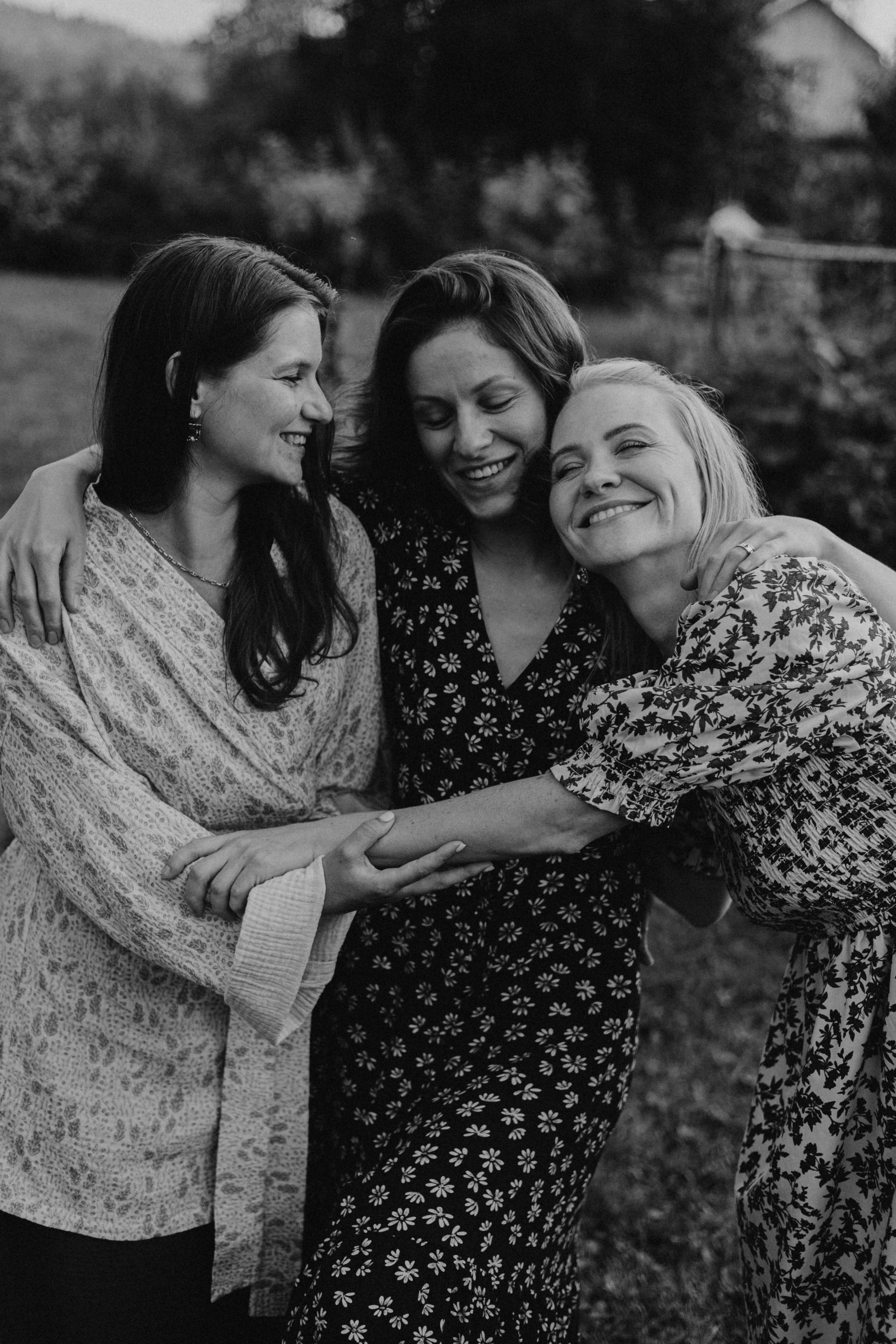 Подруги. Дача. Фотограф Настя Леонова