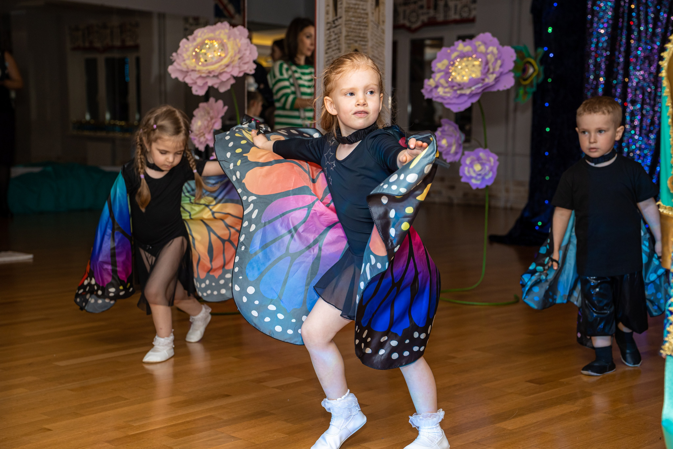 Фотосъемка детского выступления «Алиса в стране чудес». Ирина Носова - семейный и детский фотограф