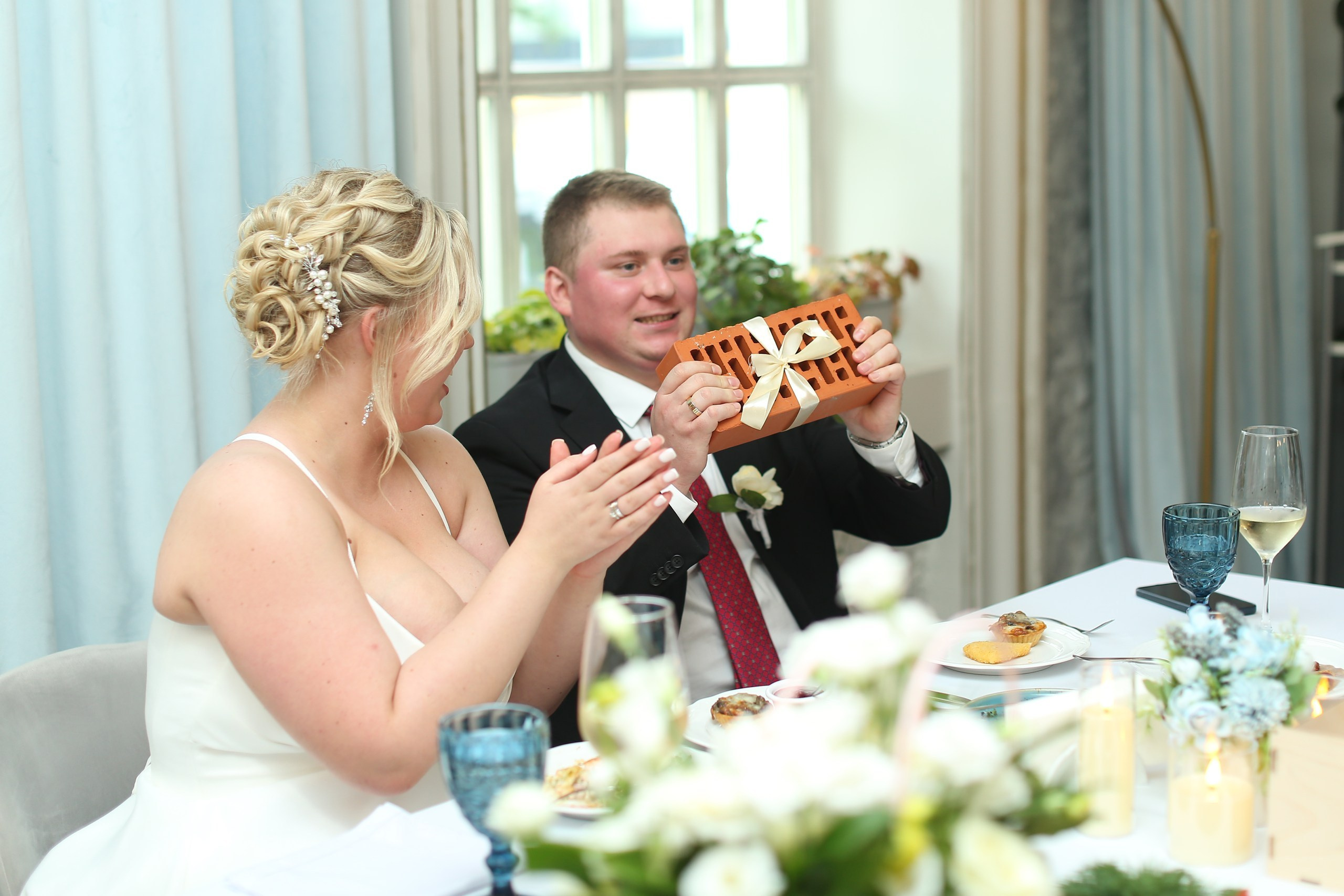 Свадебный ведущий на любое мероприятие в Москве. Свадебный ведущий в Москве Саксофон на свадьбу