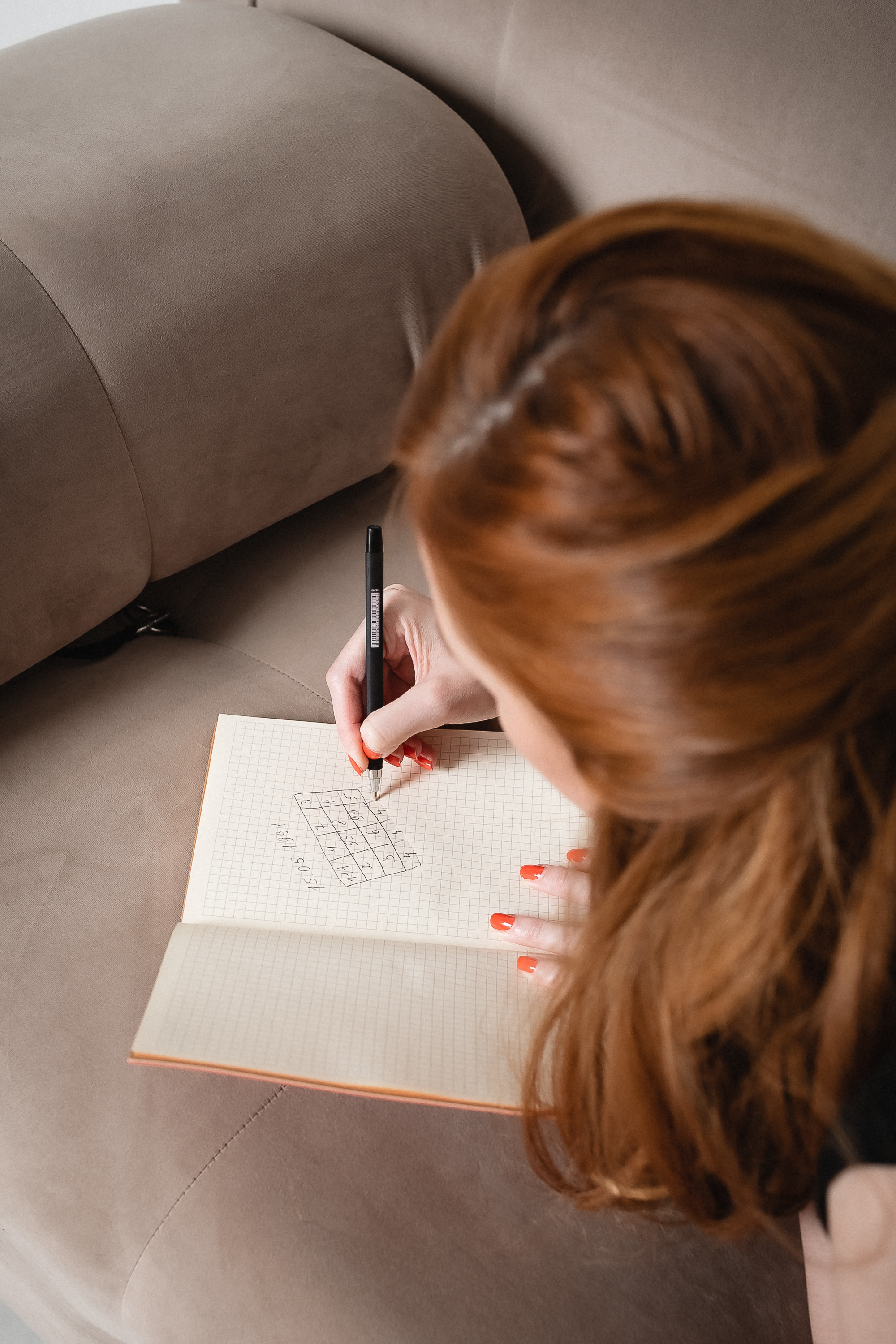 Бренд съемка для нумеролога. КОНТЕНТ |БРЕНД фотограф Санкт-Петербург — Жанна Олтаржевская