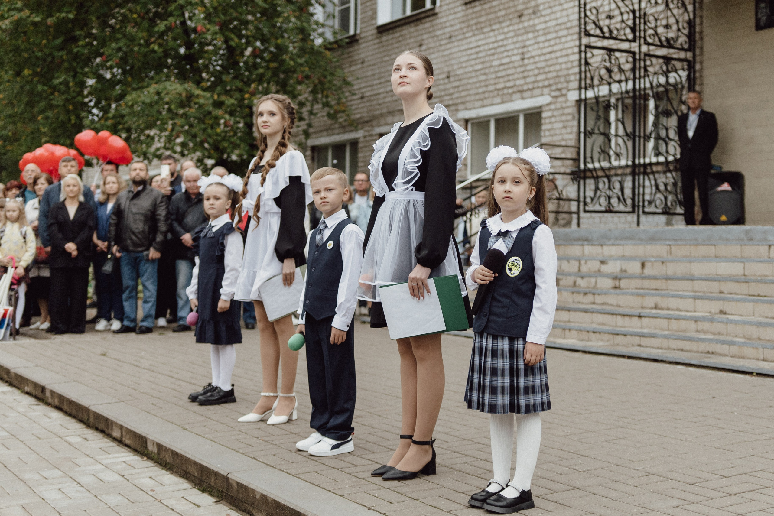 1 сентября 1 «Б» класса. Фотограф в Кирове и Кирово-Чепецке Валерия Шиляева