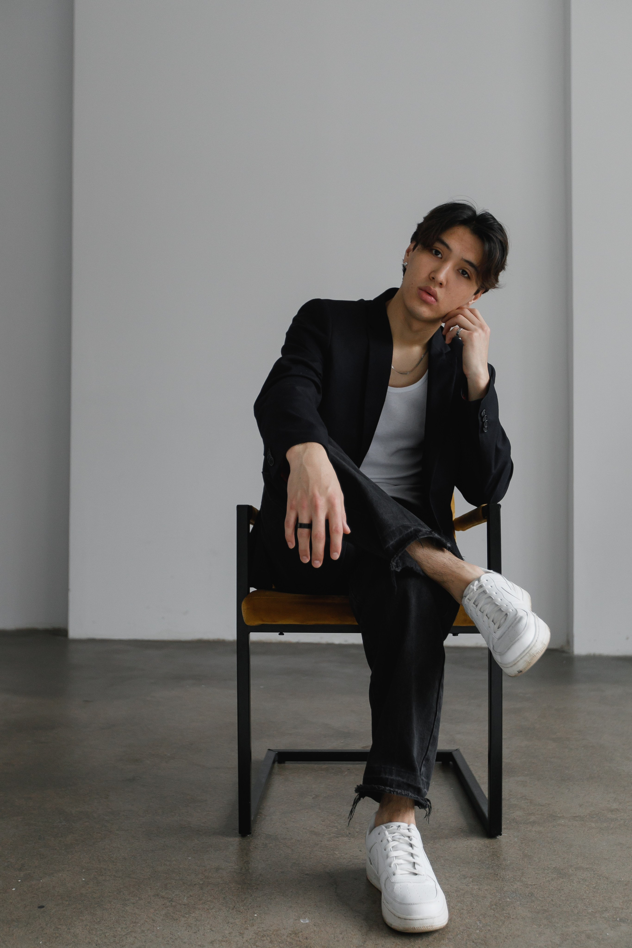 Муатин. Модельное агентство