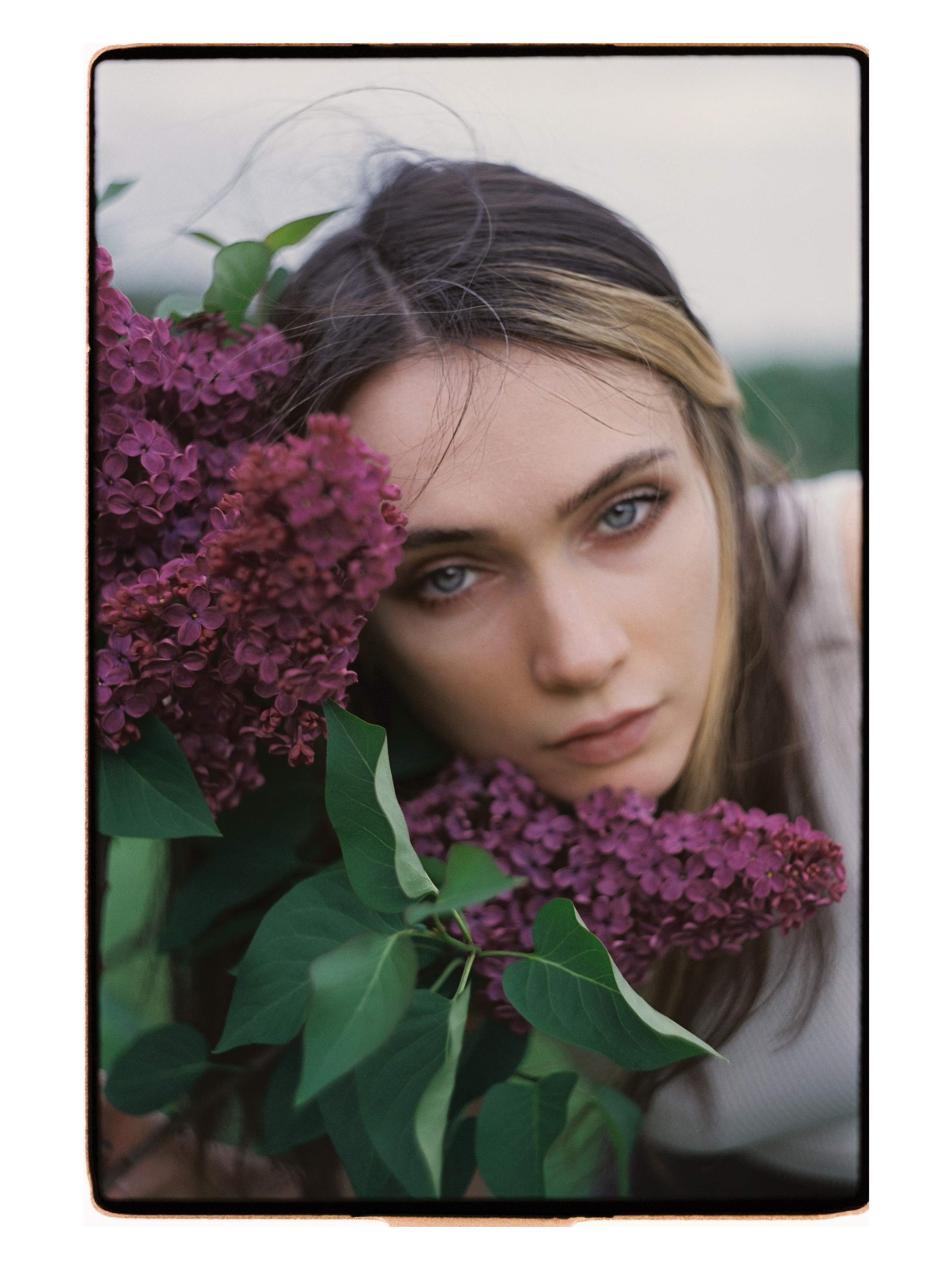 Прогулочная фотосессия на плёнку в Петербурге. Светлана Гопанюк. Портретный фотограф. Санкт-Петербург. СПб