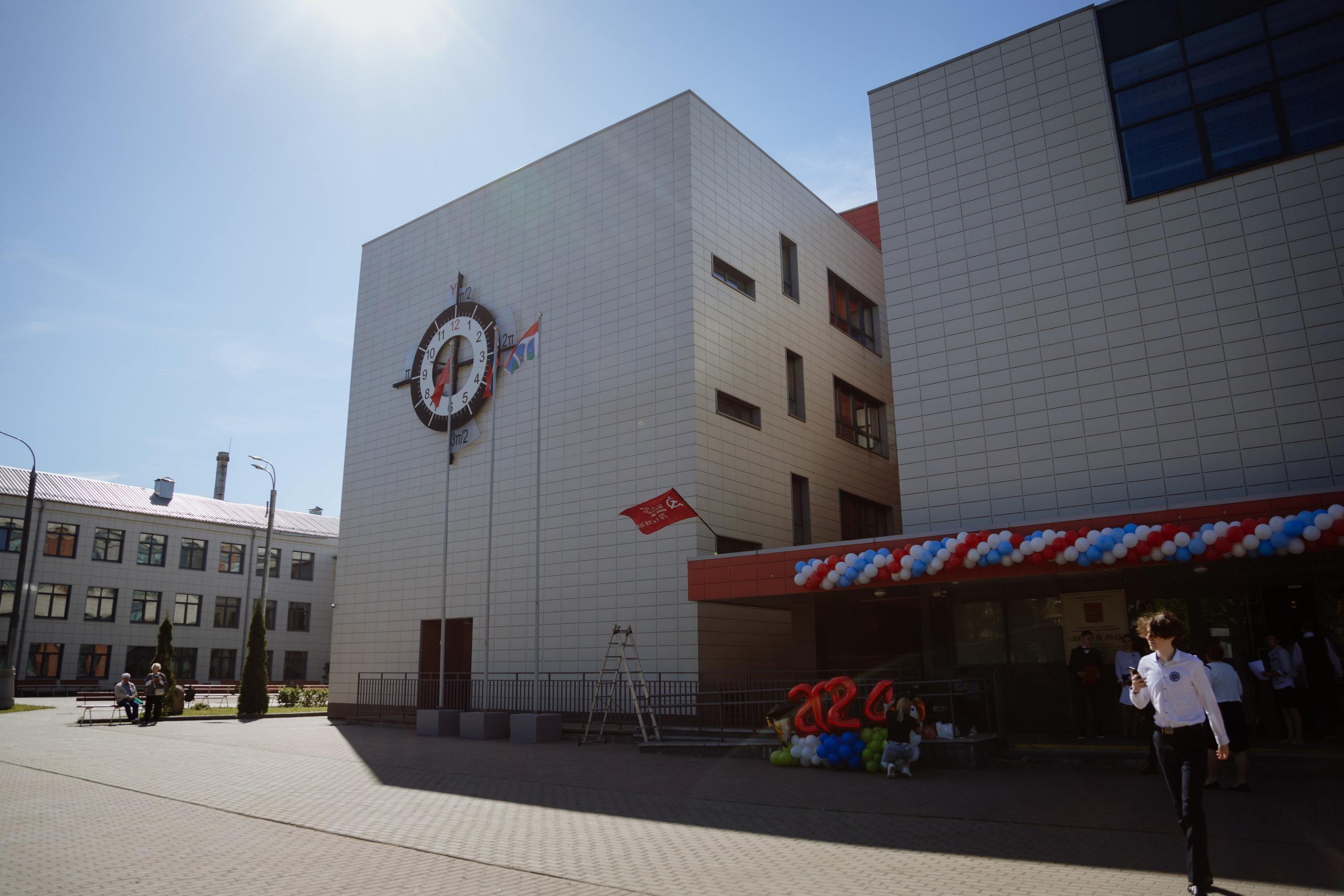 Последний звонок 2024 (2 часа фотосъемки). Профессиональный фотограф Надежда Антонова