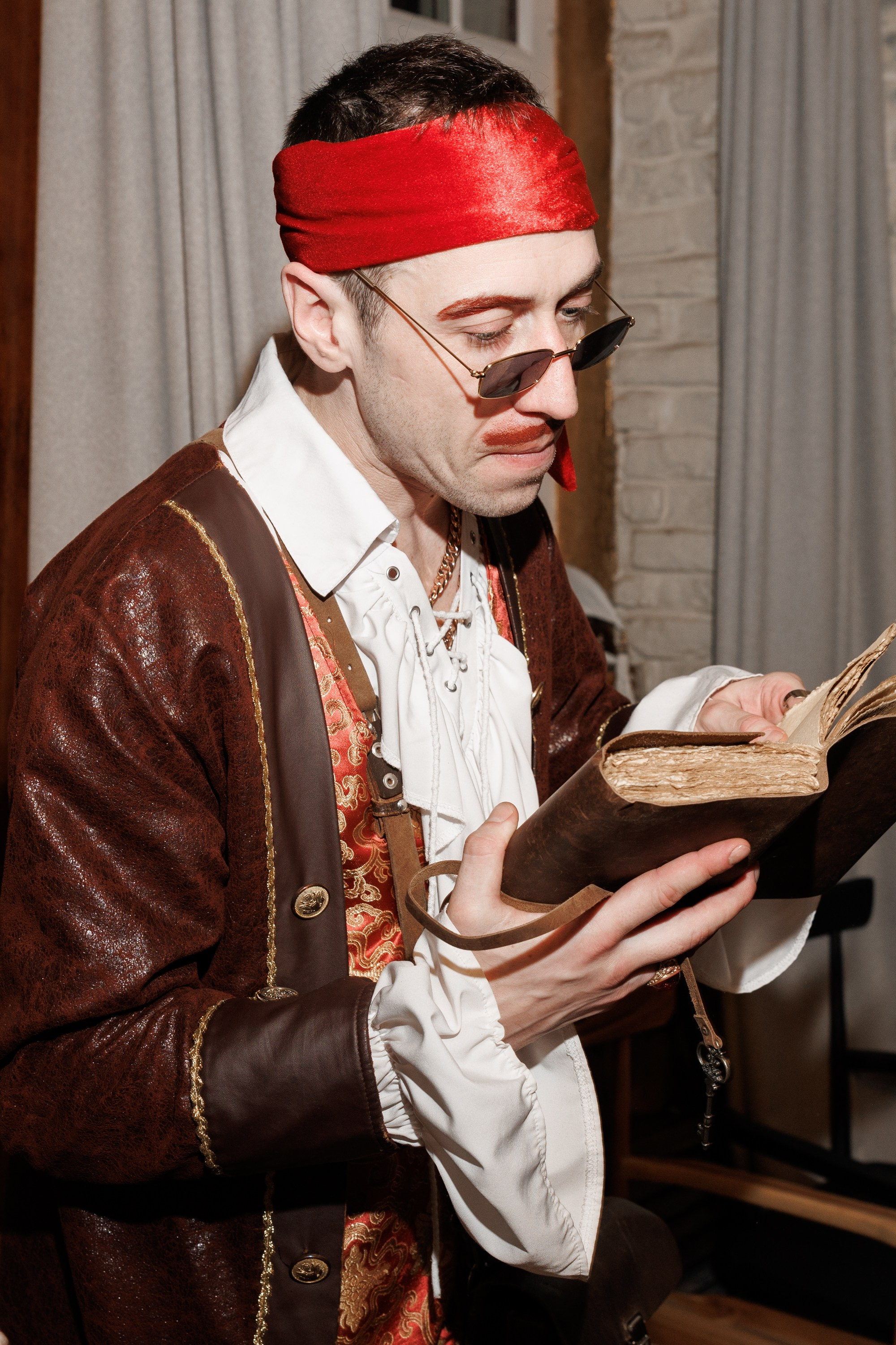 Новогодний корпоратив в Villa Mr Pinky. Фотограф в Санкт-Петербурге — Сергей Петров