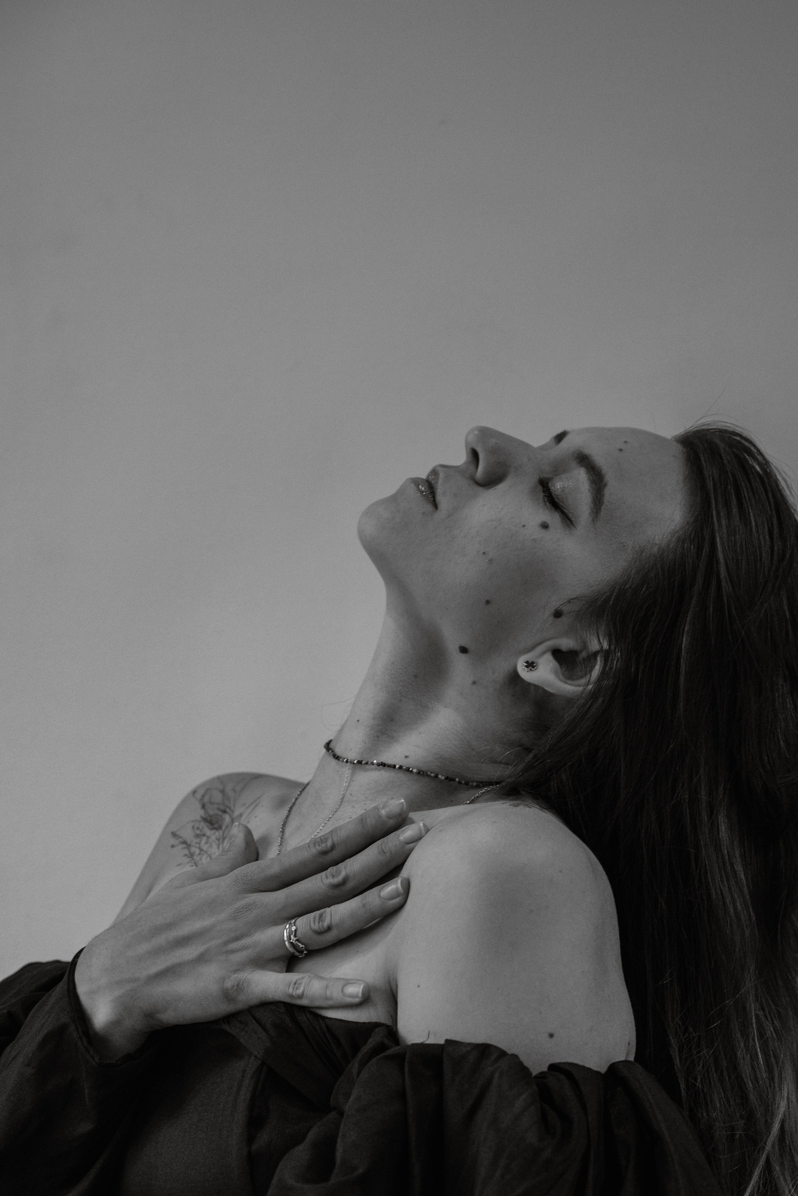 Студийная фотосессия в москве. Карина Эмильевна |Фотограф в Москве | Женский и семейный фотограф. Съемки под ключ для ваших брендов