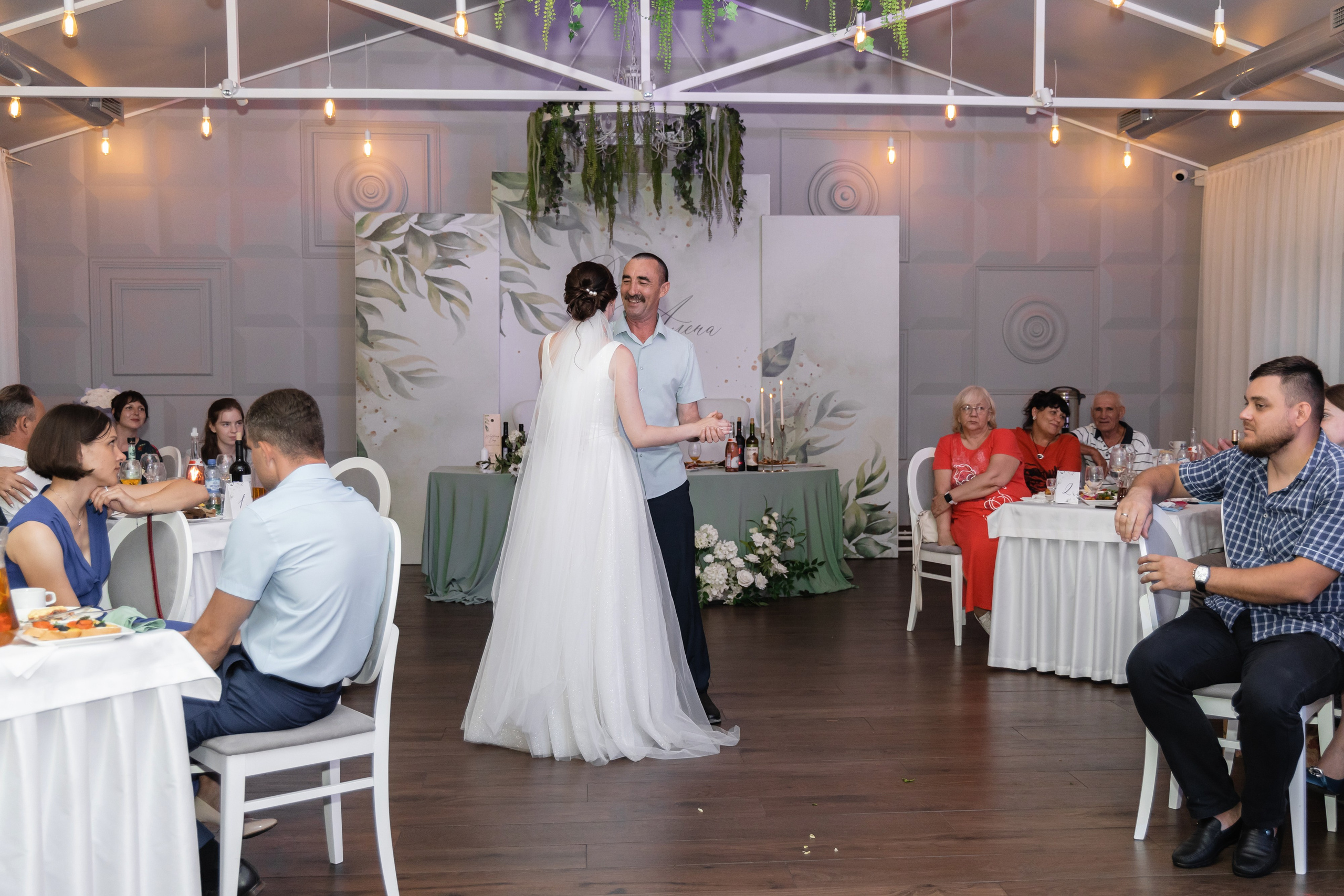 Алёна и Денис (полный день). Фотограф в Барнауле Юлия Садвокасова