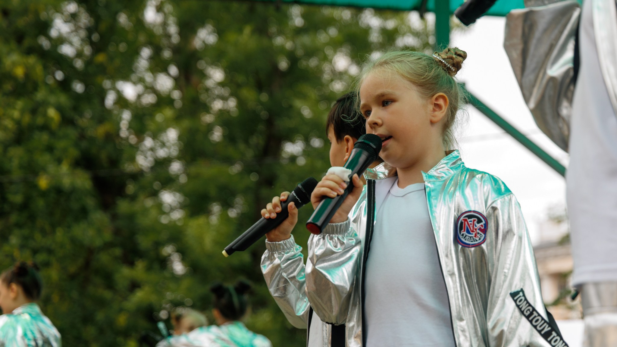 День молодёжи в парке 40-летия ВЛКСМ. Свадебный и семейный фотограф в г. Волхов Алексей Кочерыжкин