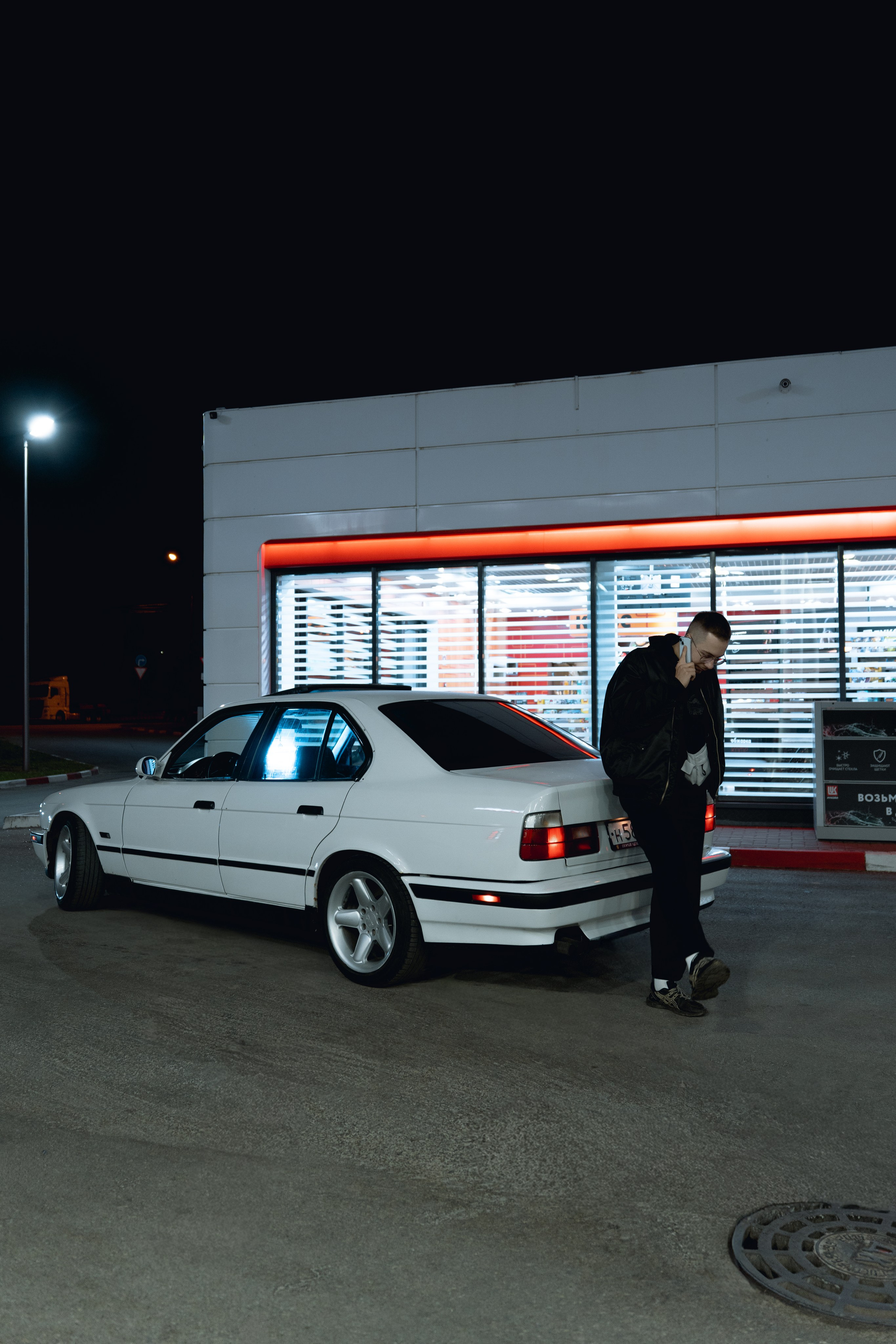 Фотографии Никиты и его BMW E34