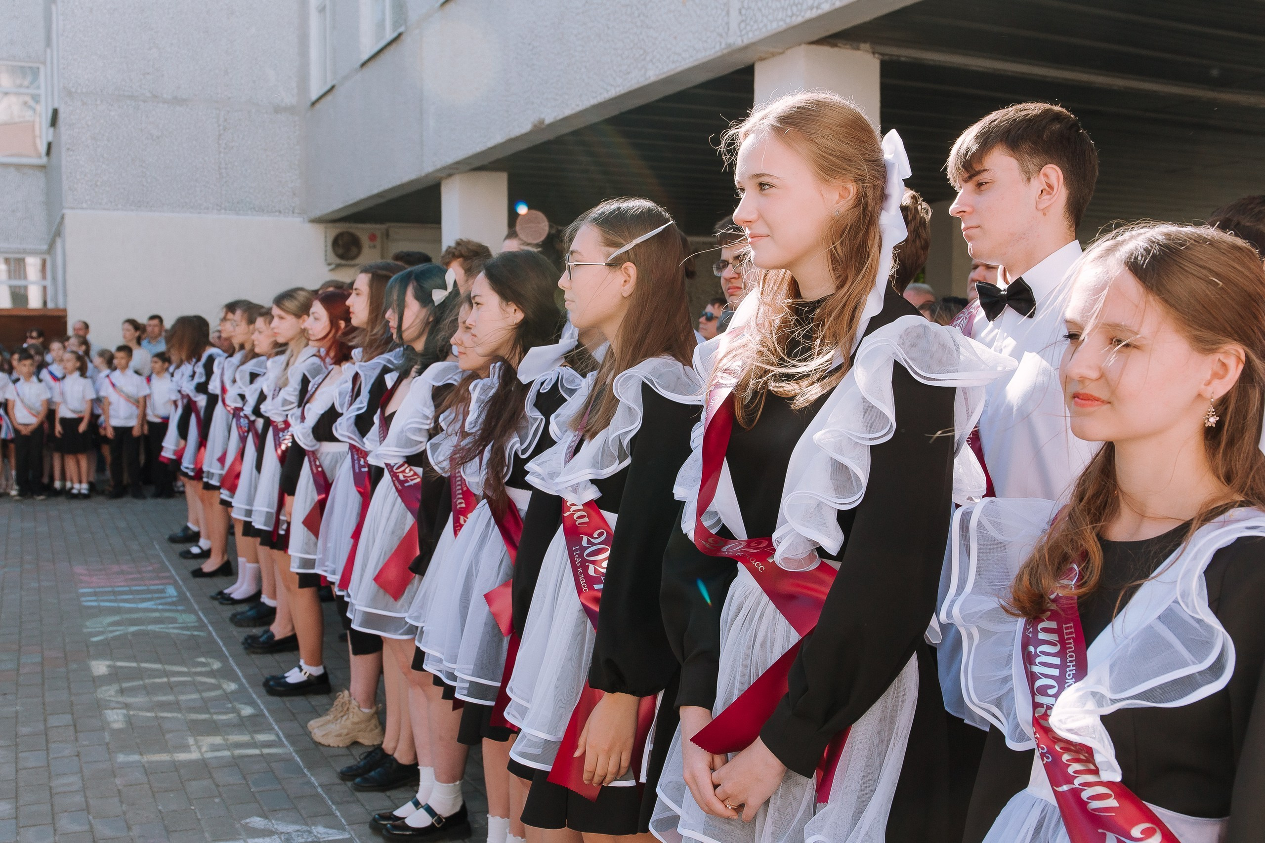 11 класс 33 школа. Выпускные альбомы Натальи Бутко: Новороссийск, Анапа, Геленджик