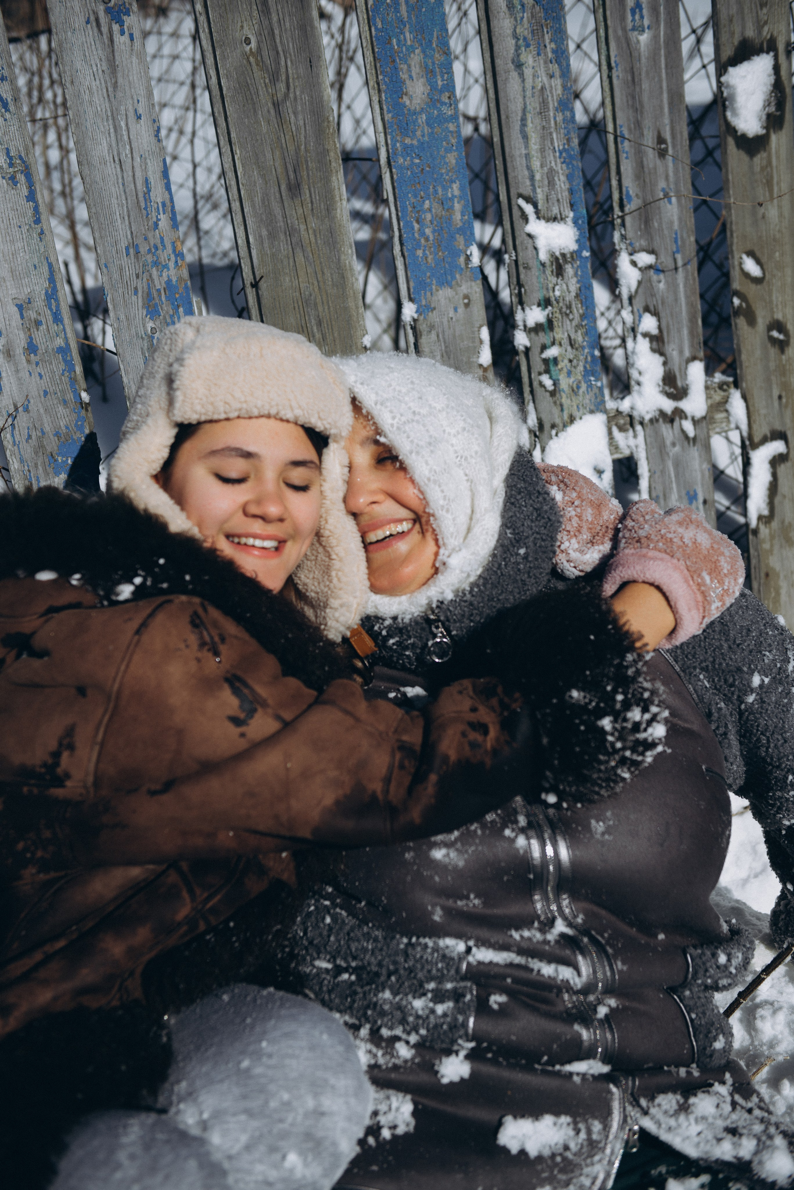 Марина и Таисия. Ирина Метелица фотограф на Шикотане