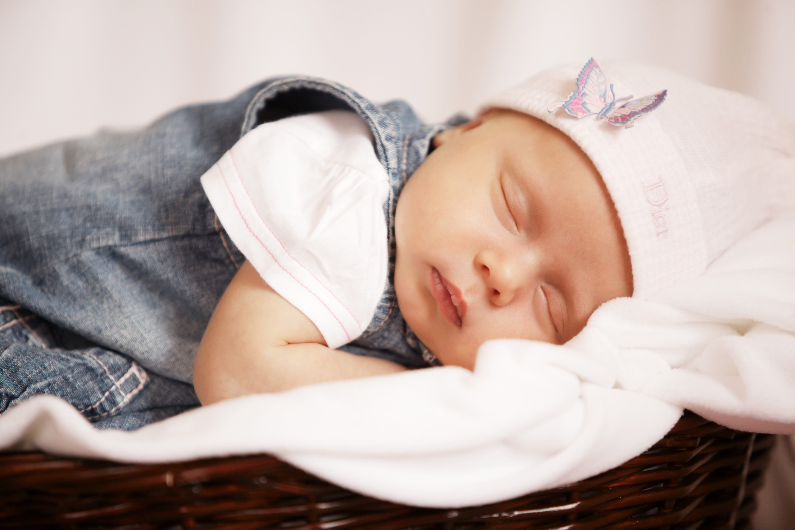 Первые фотографии после рождения. Фотографы в Москве Светлана Устинова и Сергей Грачев