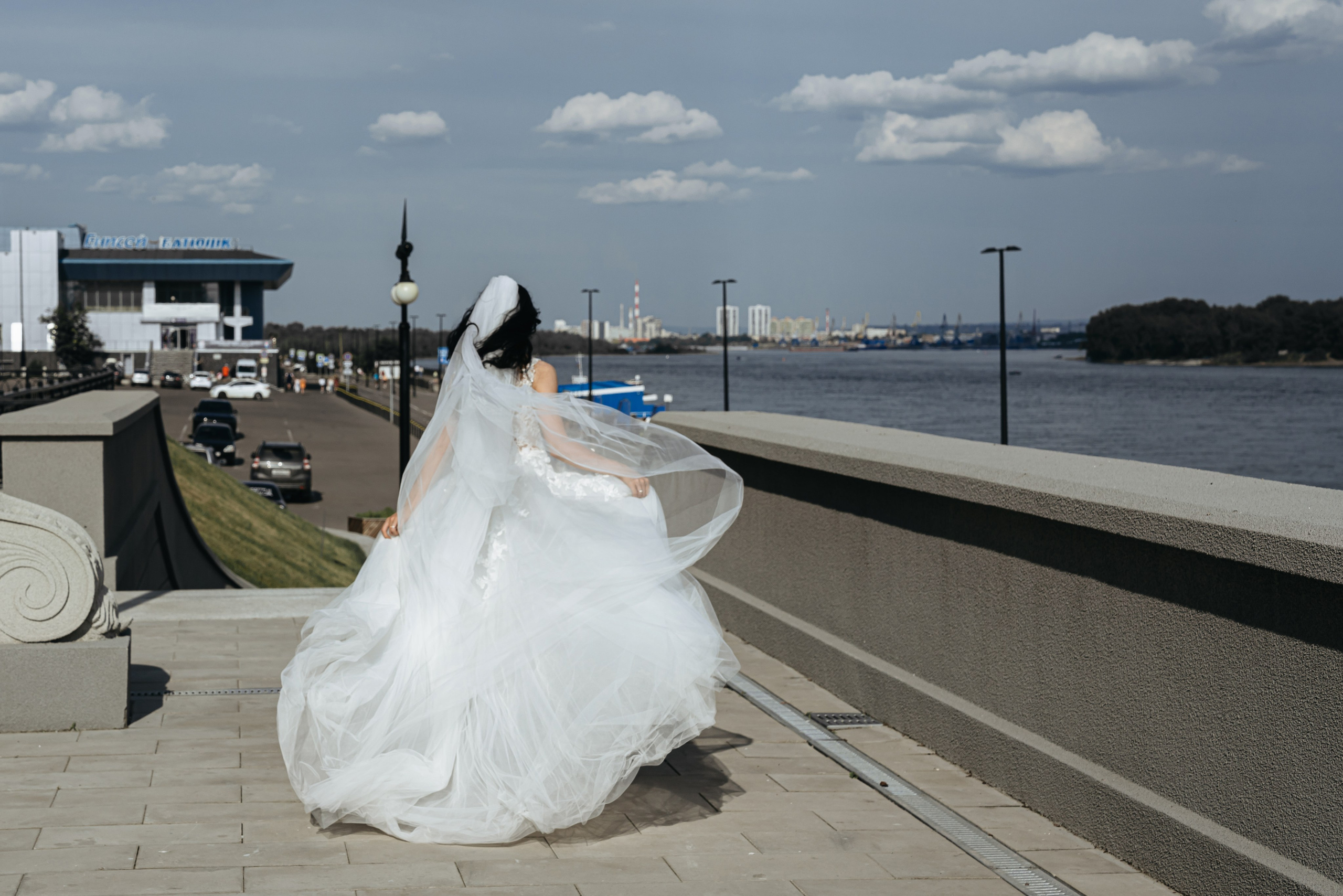 Артем и Лусине. Свадебный фотограф Красноярск Вязьминова Мария