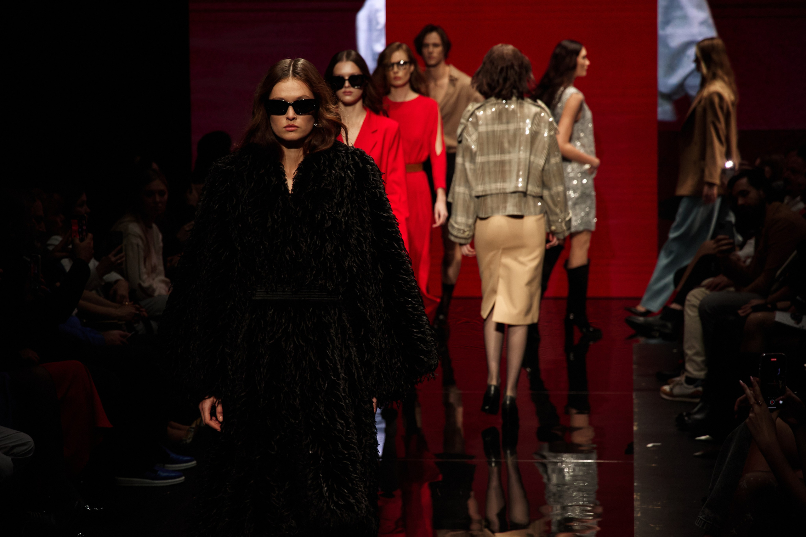 St. Petersburg Fashion Week october 2025. Контент фотограф в Санкт-Петербурге Иванова Юлия