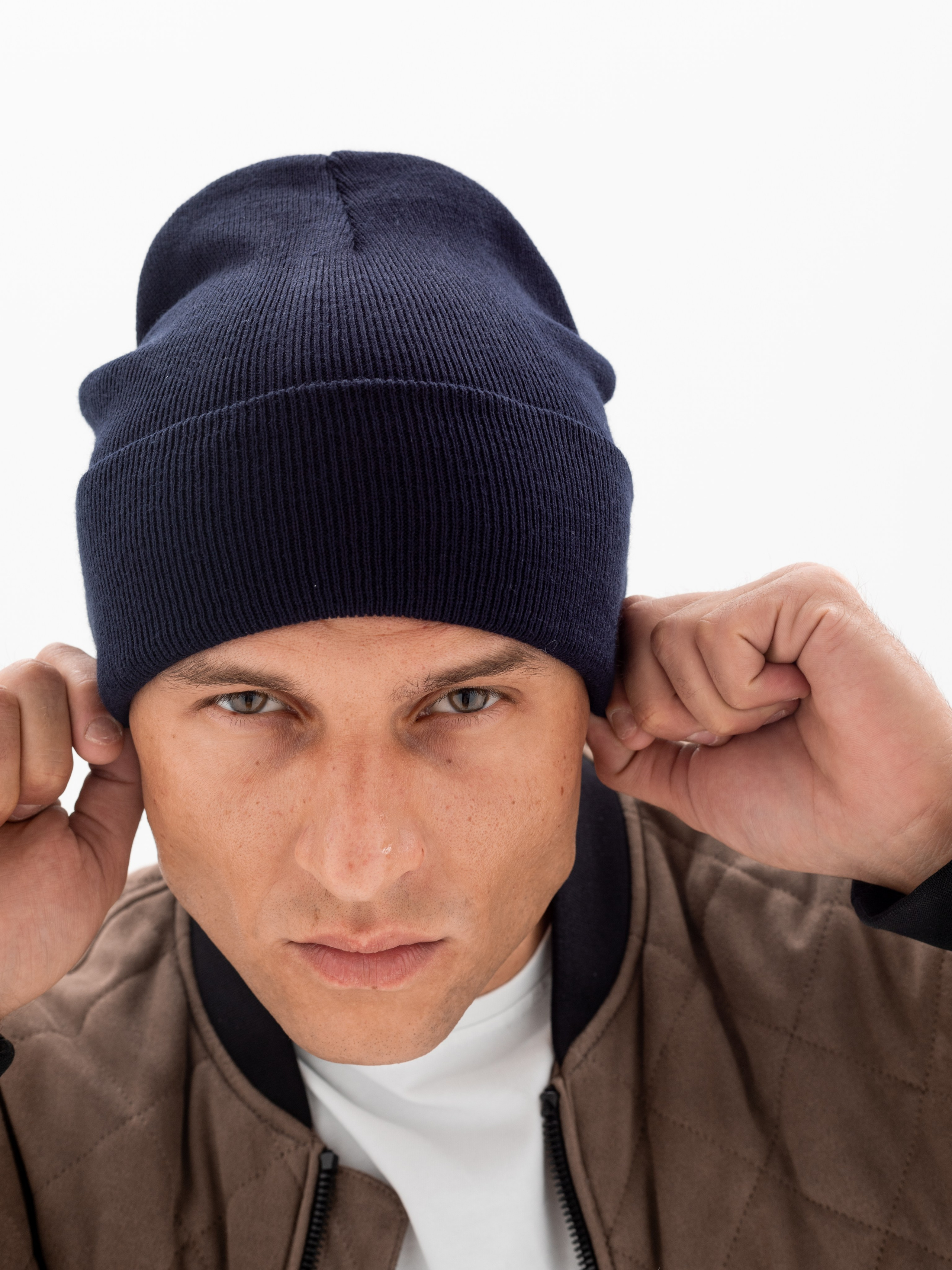 Шапки, кепки. Съёмки для брендов и маркетплейсов