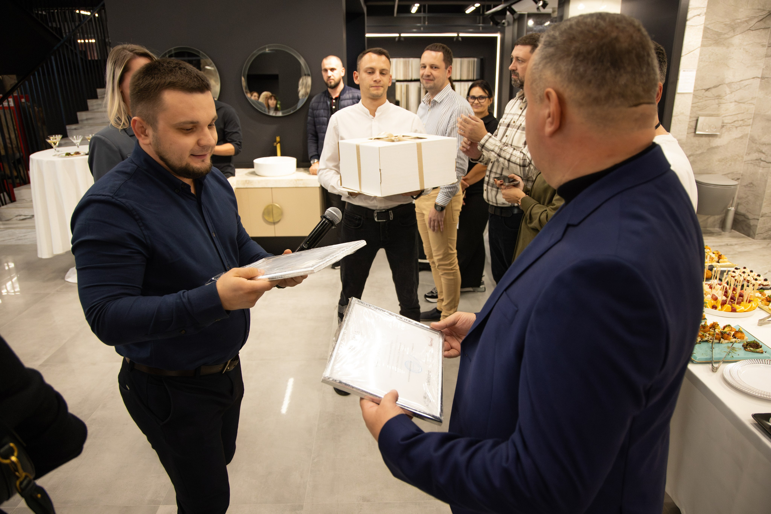 Неолит. Открытие магазина. Ваш экстрим фотограф Кудрева Яна