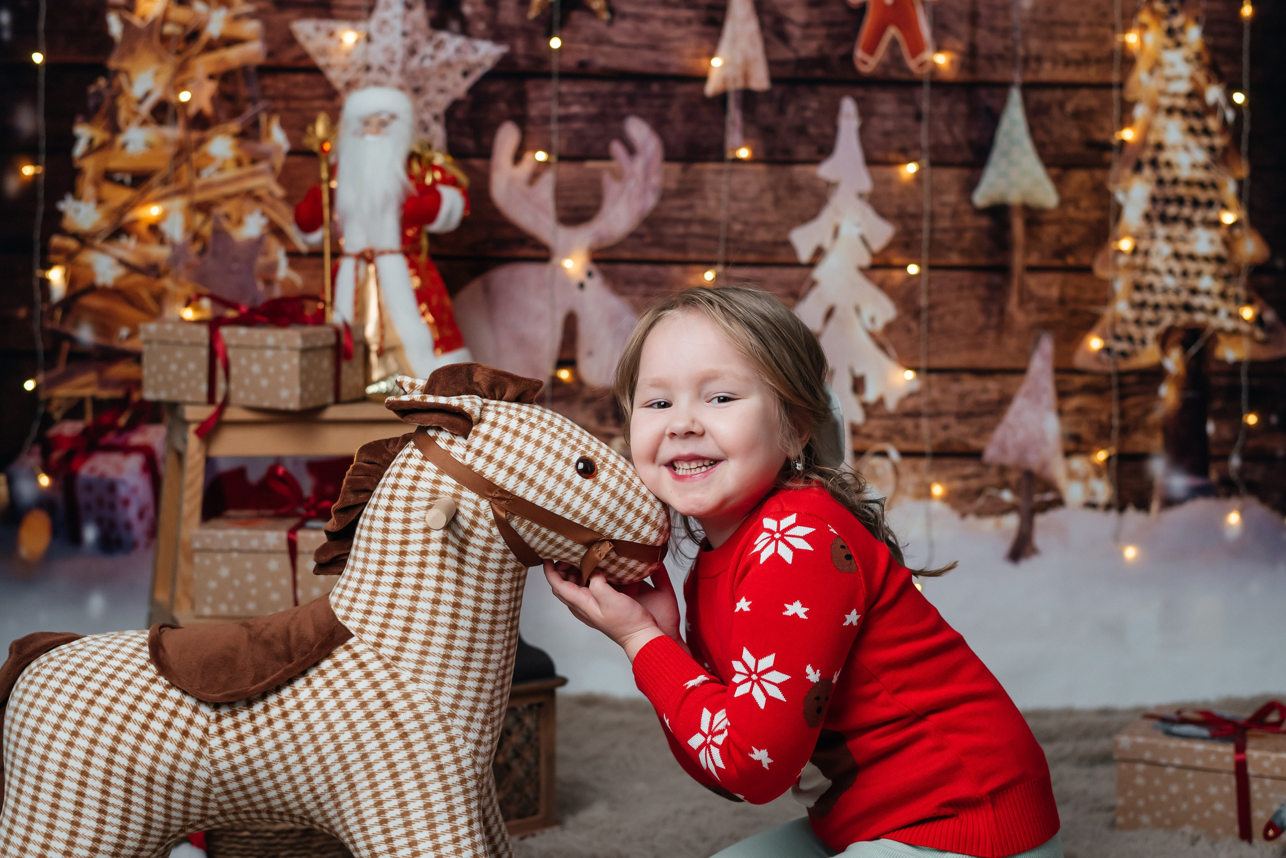 Мини-фотозона новогодняя «На Проспекте». Фотограф Лилия Арсланова Уфа Стерлитамак. Свадебные и семейные фотосесссии