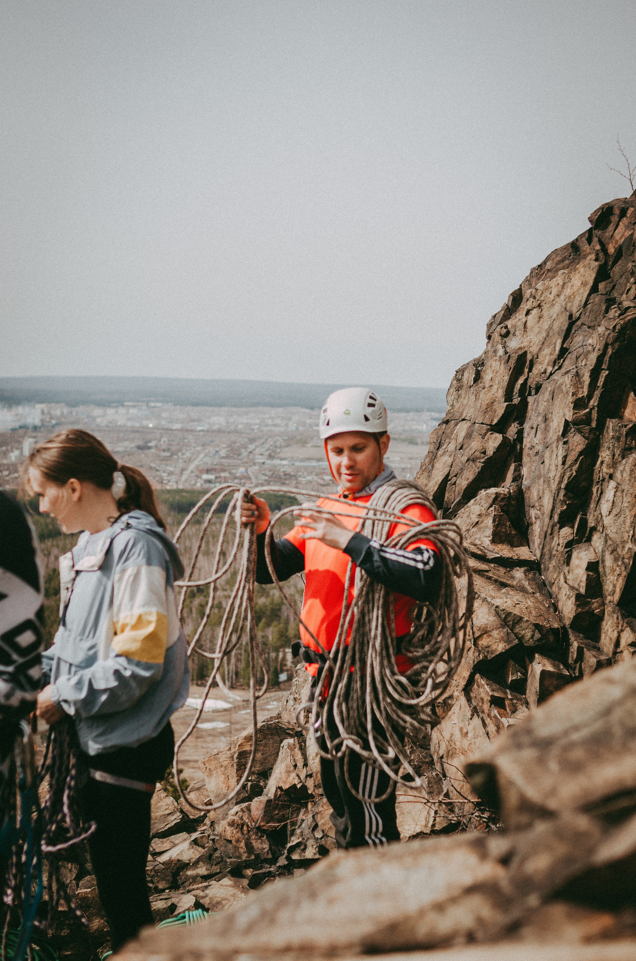 Скальная тренировка. 24 апрель, 2022. Семейный фотограф в Екатеринбурге Всеволод и Марина Пономаревы