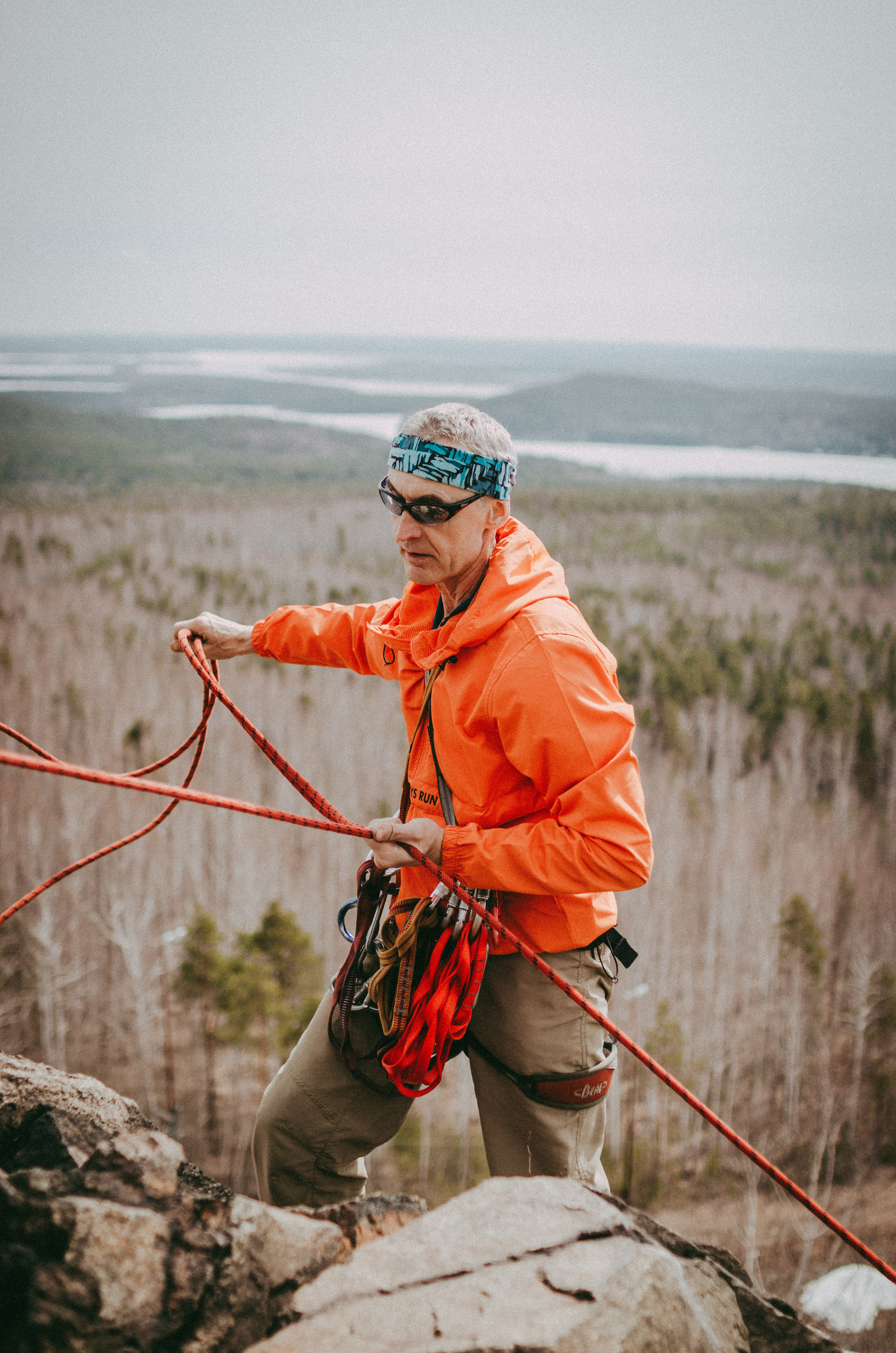 Скальная тренировка. 24 апрель, 2022. Семейный фотограф в Екатеринбурге Всеволод и Марина Пономаревы