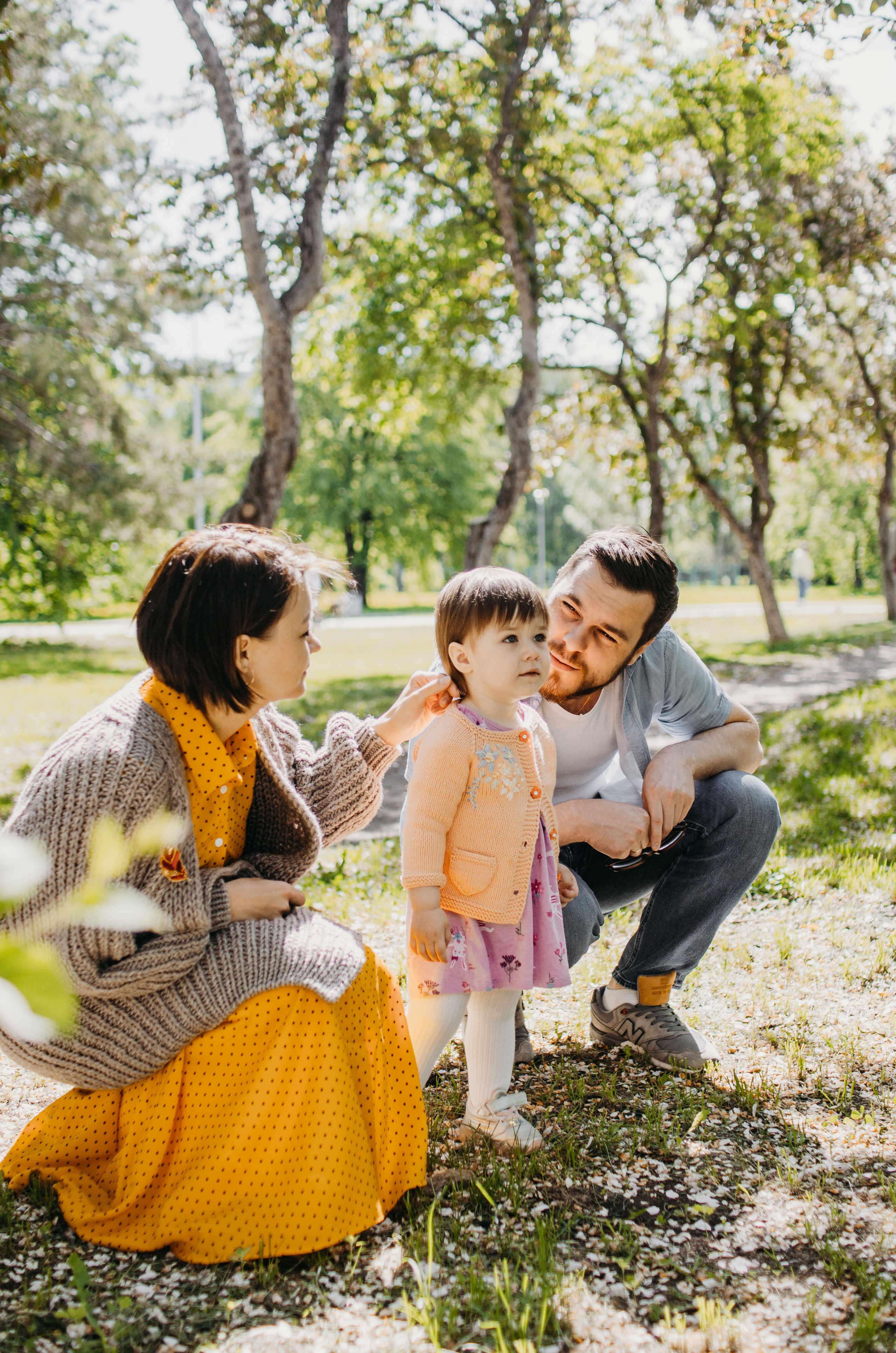 «Смотри, Поля, дождь из цветочков.». Семейный фотограф в Екатеринбурге Всеволод и Марина Пономаревы
