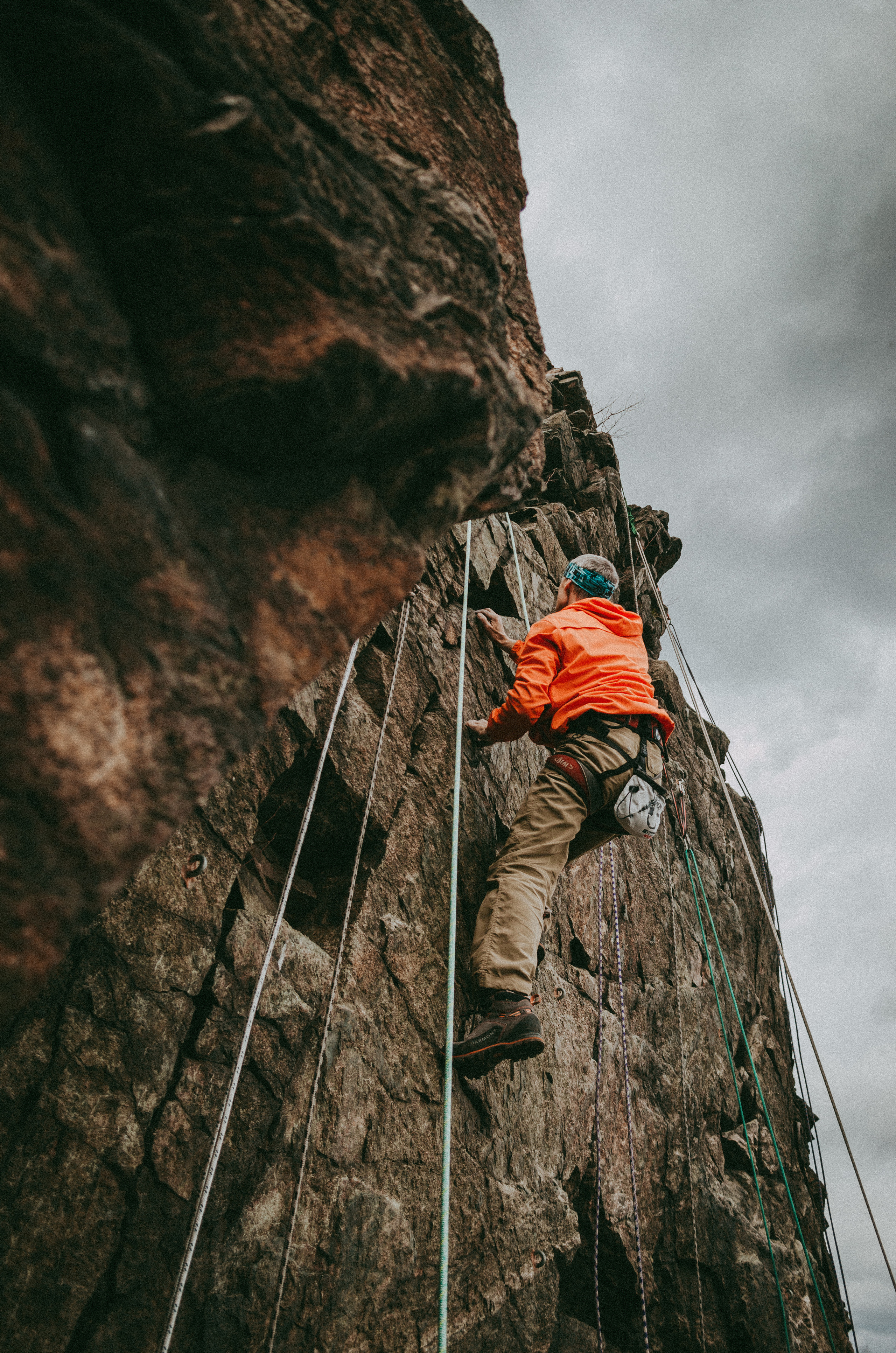 Скальная тренировка. 24 апрель, 2022. Семейный фотограф в Екатеринбурге Всеволод и Марина Пономаревы