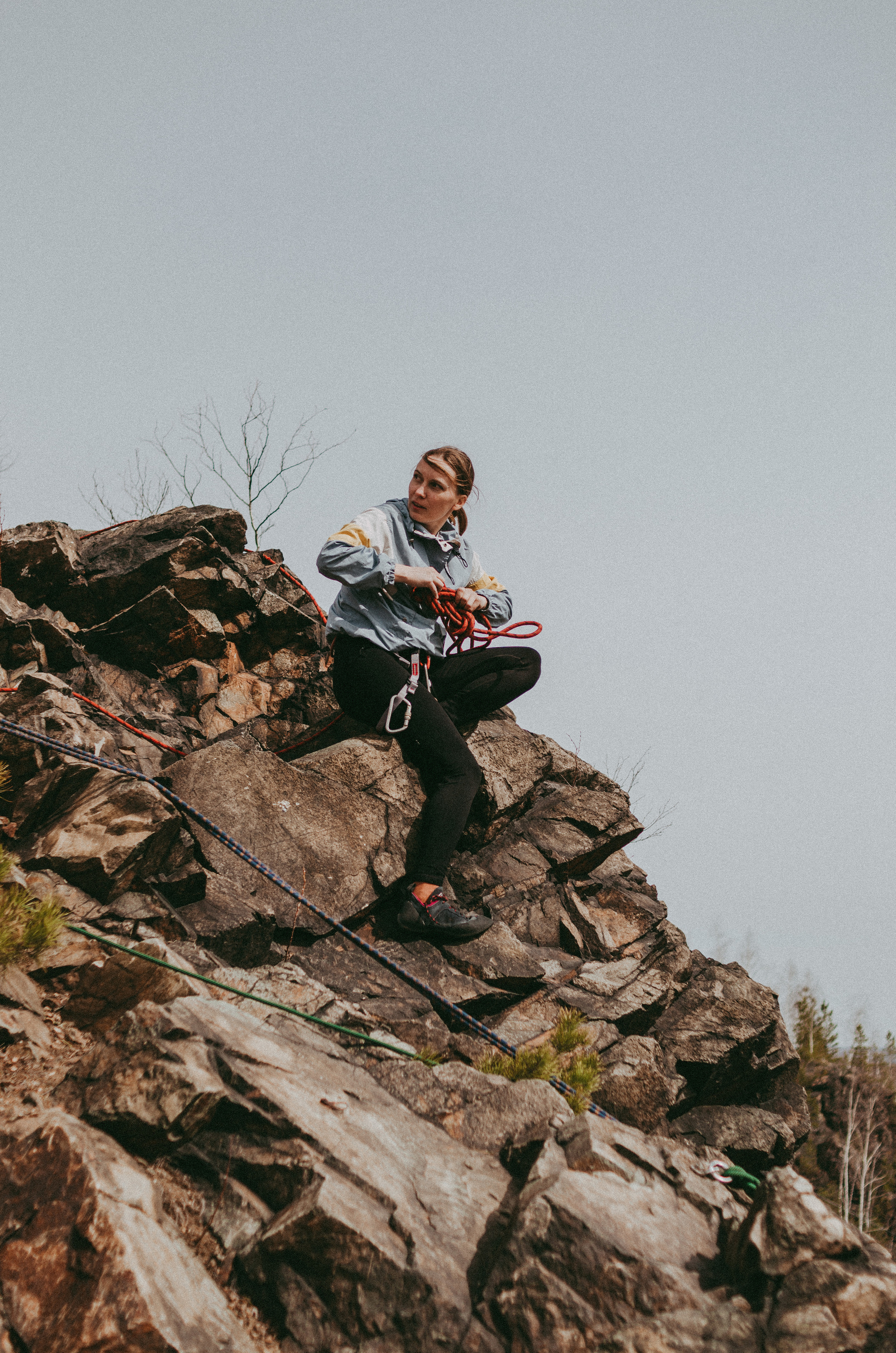 Скальная тренировка. 24 апрель, 2022. Семейный фотограф в Екатеринбурге Всеволод и Марина Пономаревы