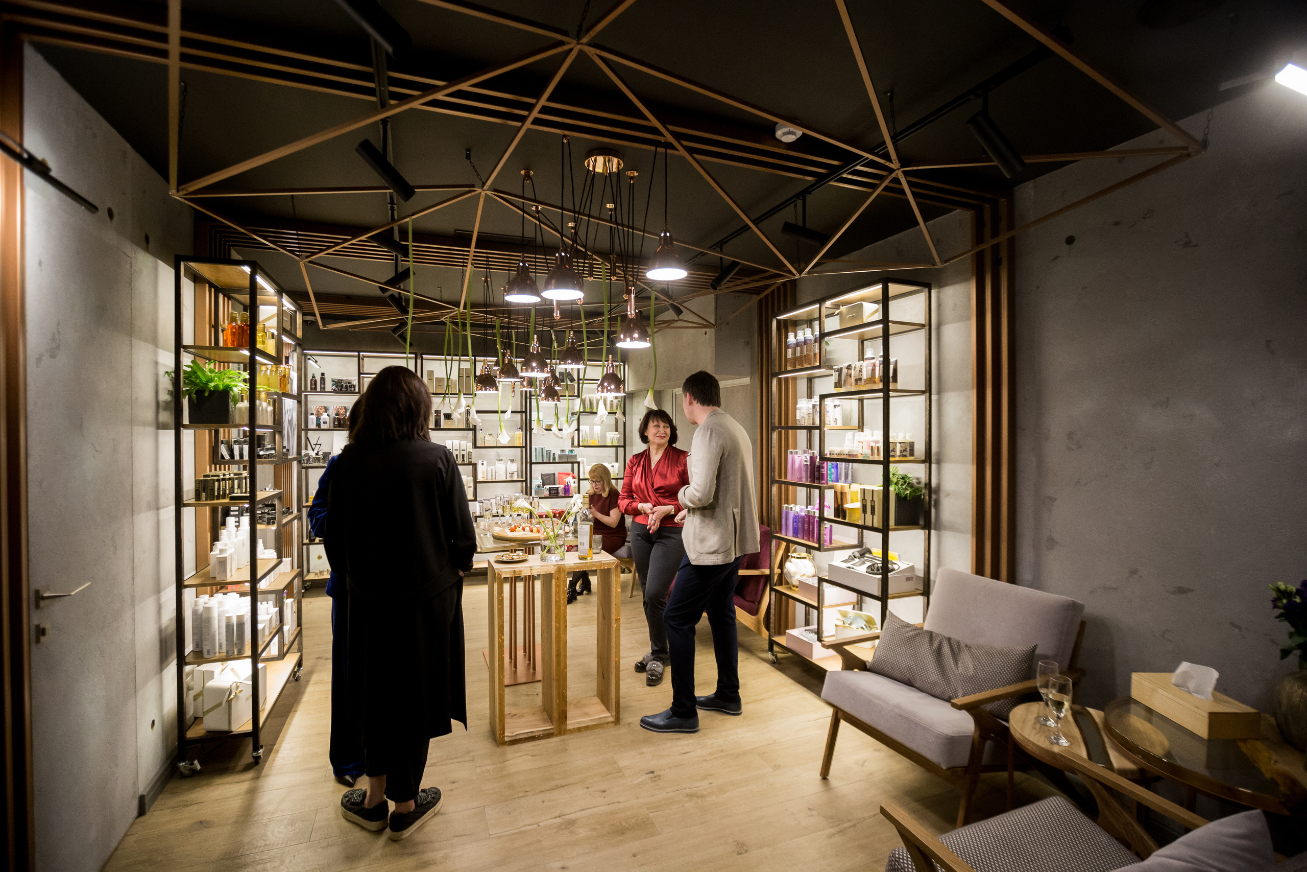 Authentica club party. Fotograf u Crnoj Gori-porodično fotografisanje sa djecom, lovestory, nekretnine