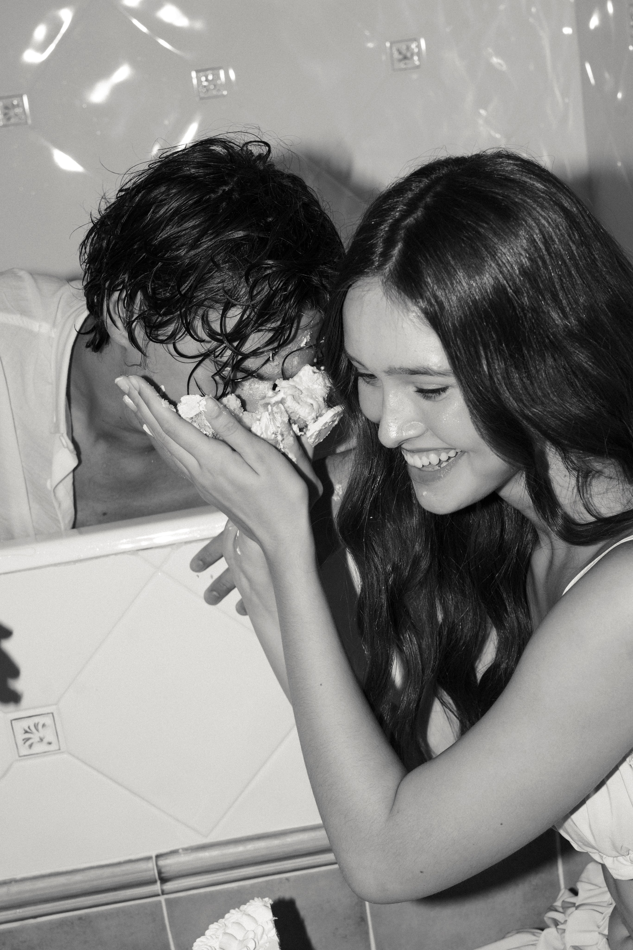 Масличко и тортик. Свадебный фотограф Наташа Брифли