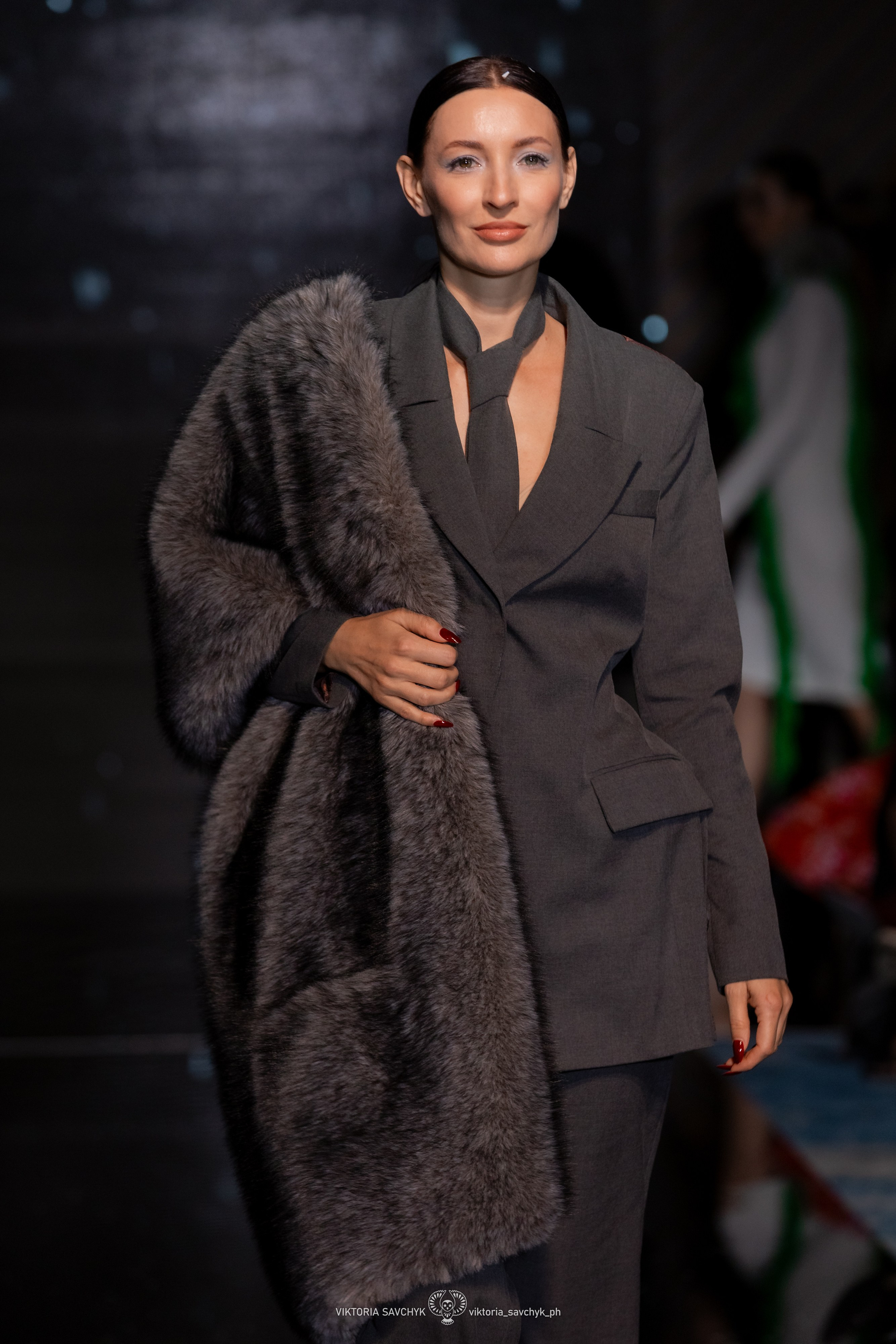 Подиум Rostov Fashion Show 2025. Осень-зима. Фотограф в Ростов-на-Дону Виктория Савчук