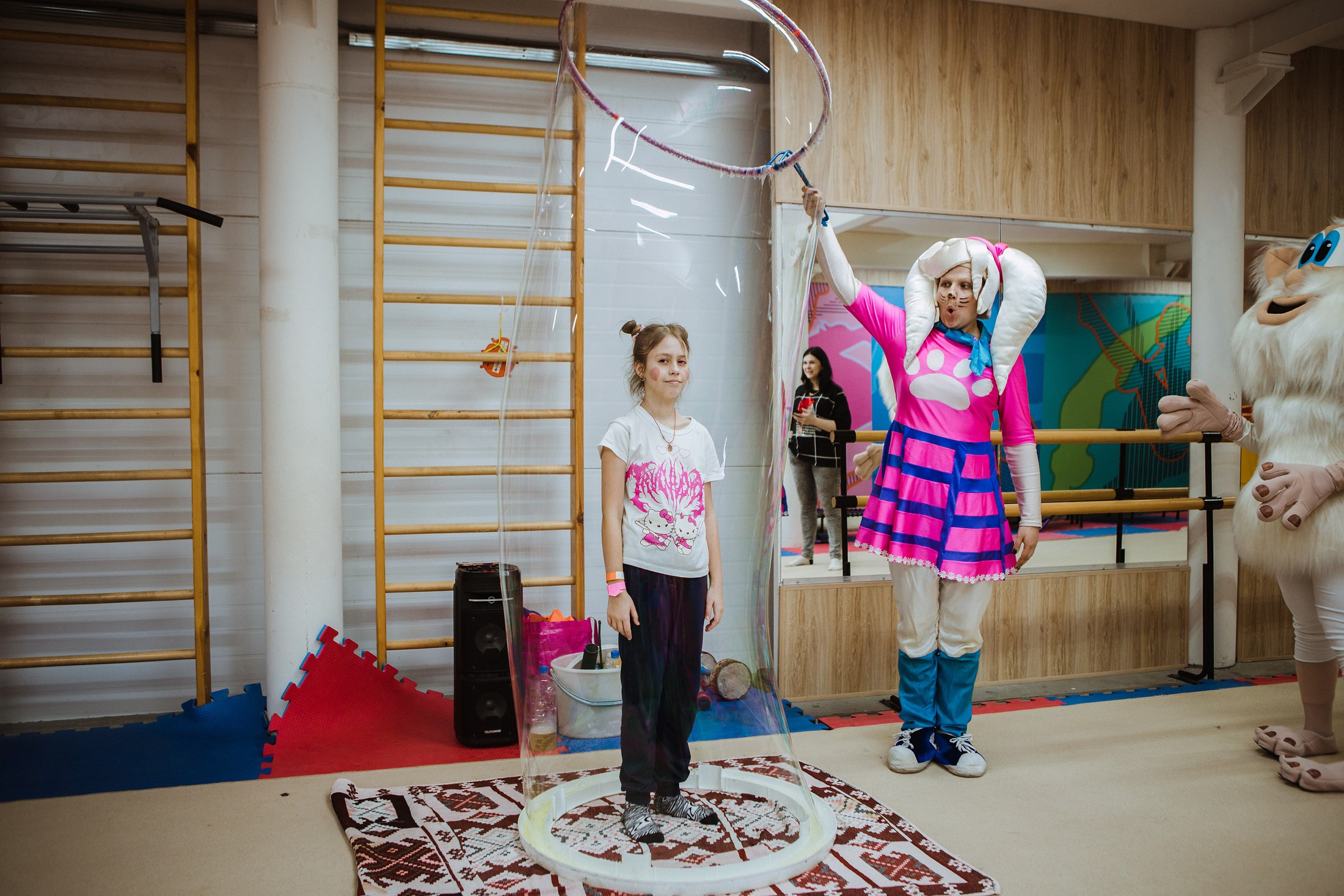 Ника, 5 лет. Батутлет, Волжский. Фотографы в городе Волгограде — Людмила Агеева и Алексей Околелов