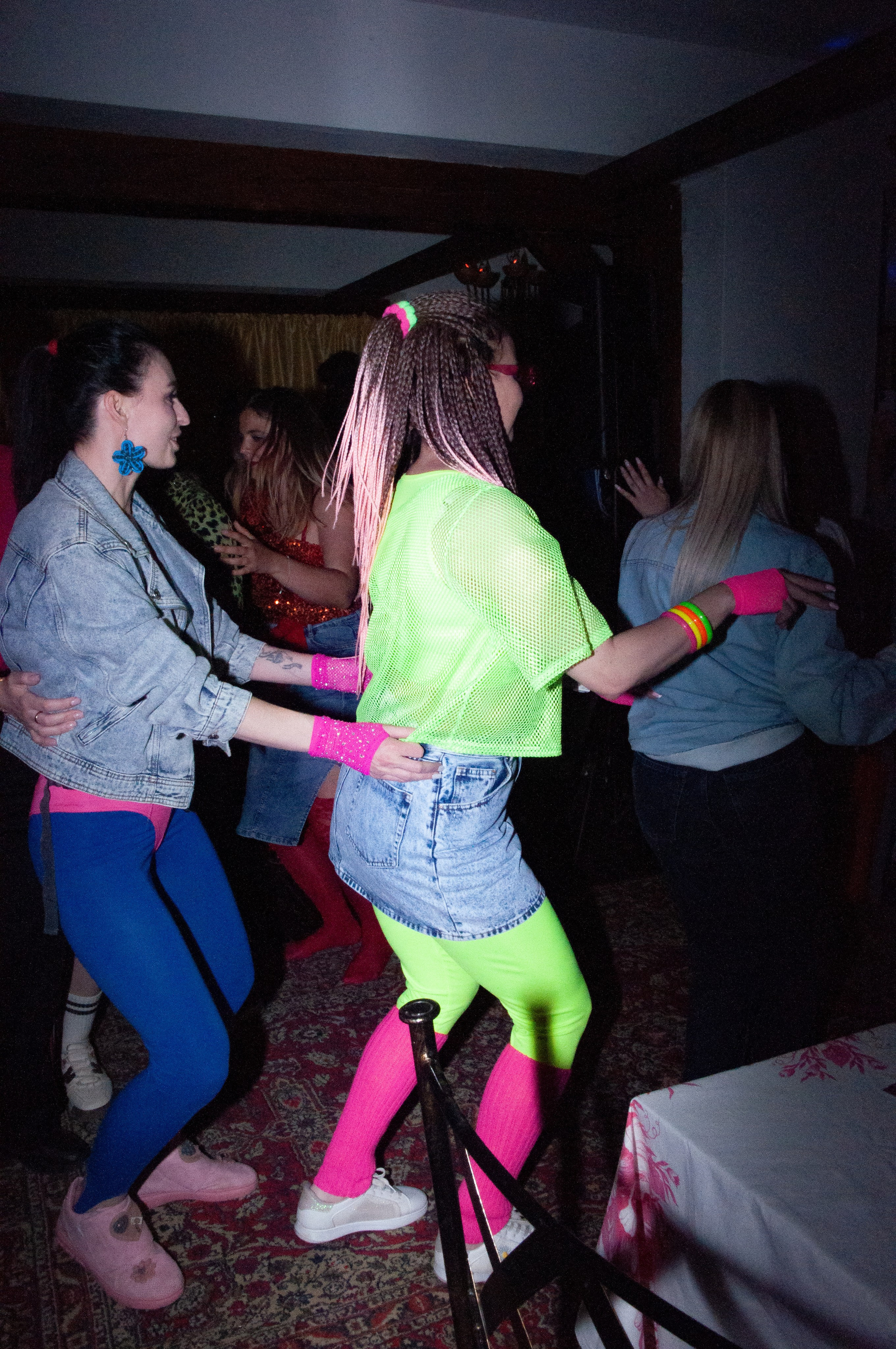 Вечеринка 90-тые. Фотограф Катя Щербина