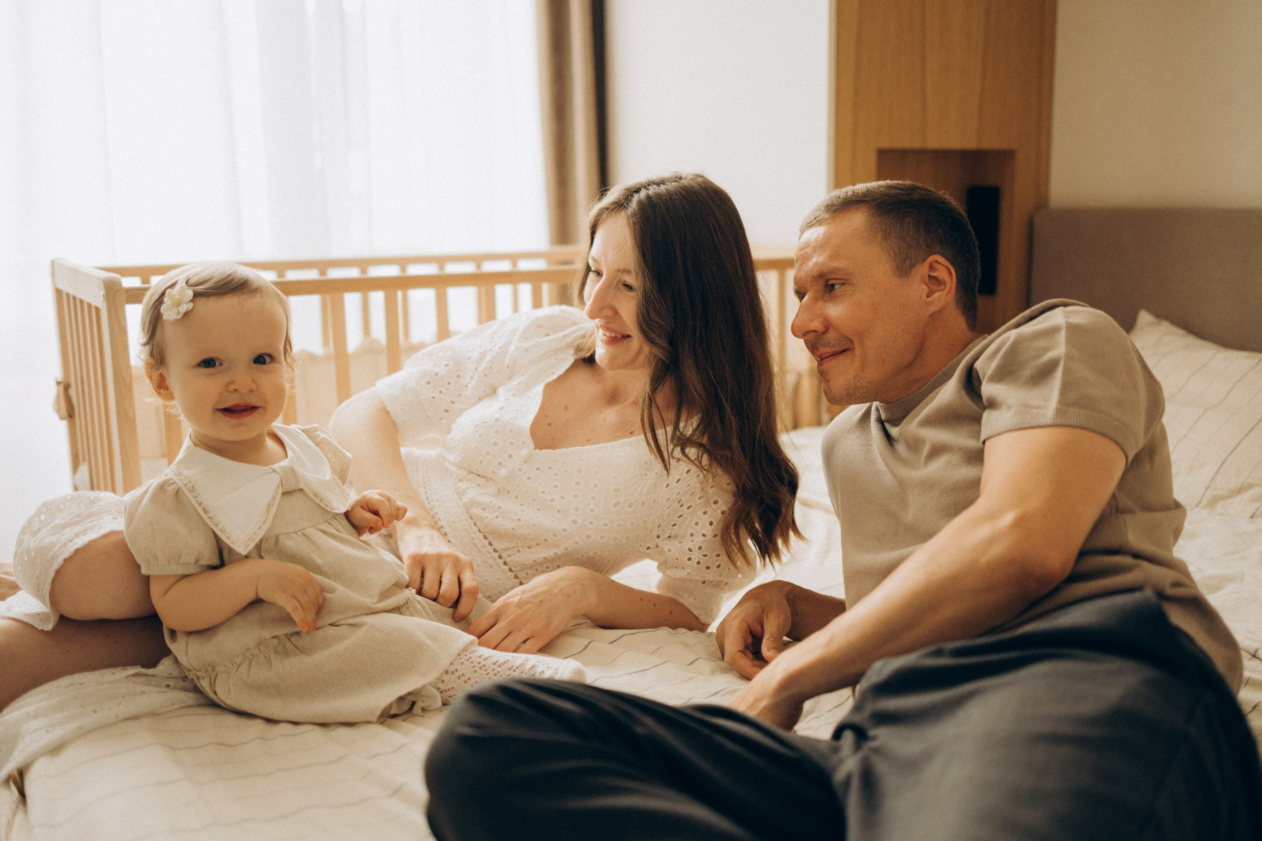Семейная фотосессия Москва, семейный фотограф в Москве, семейная фотосессия, детский фотограф, семейная фотосессия в отеле, домашняя фотосессия с малышом, домашняя семейная фотосессия, фотосессия с малышом, фотосессия годовасия, фотосессия в годик