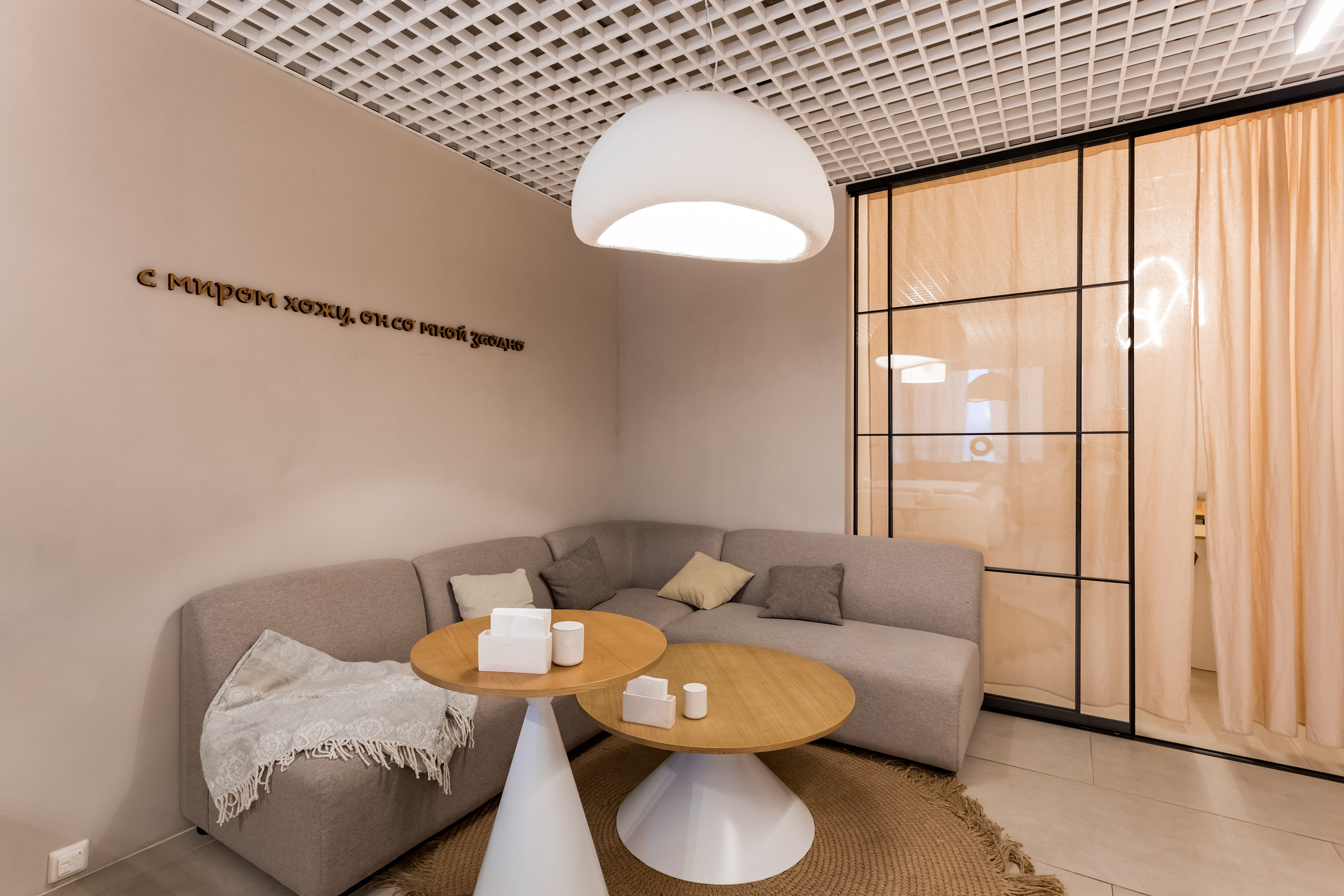 Кальян-бар Hookah Place Monada. Интерьеры, Контент, Портреты | Фотограф в Москве Дани Терно