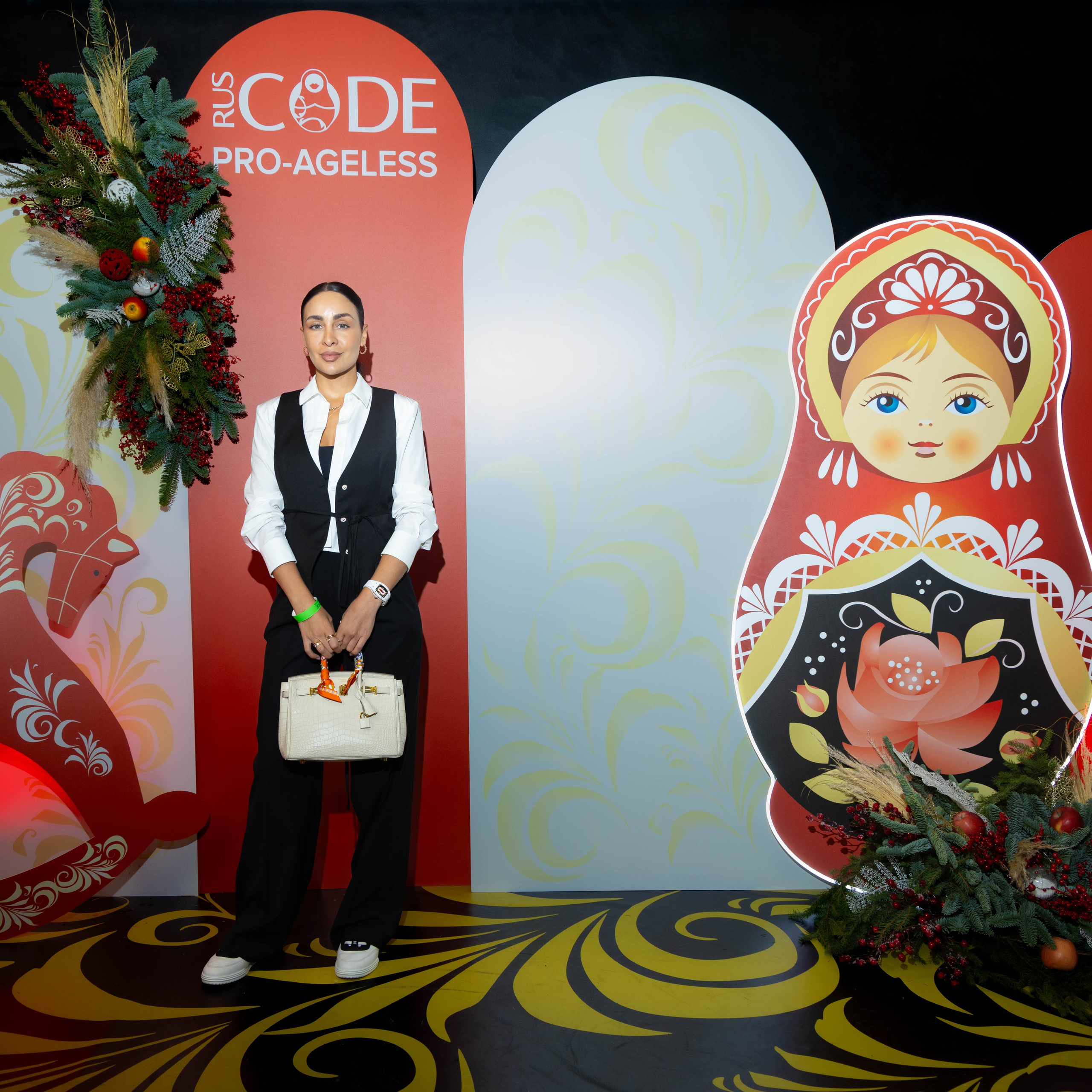 ФОТОЗОНА МАТРЕШКА. PRO-AGELESS