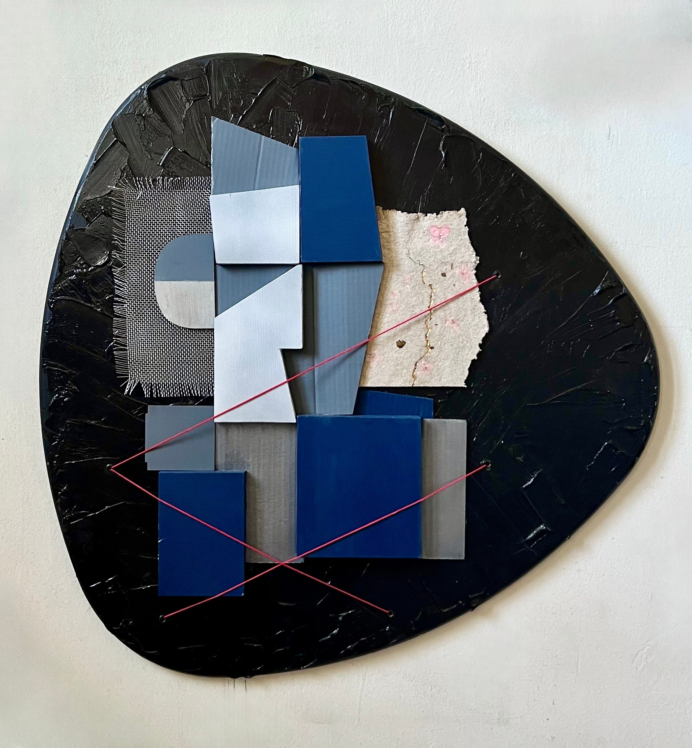 АП №3. Ассамбляж 75х75 см. 2025 год