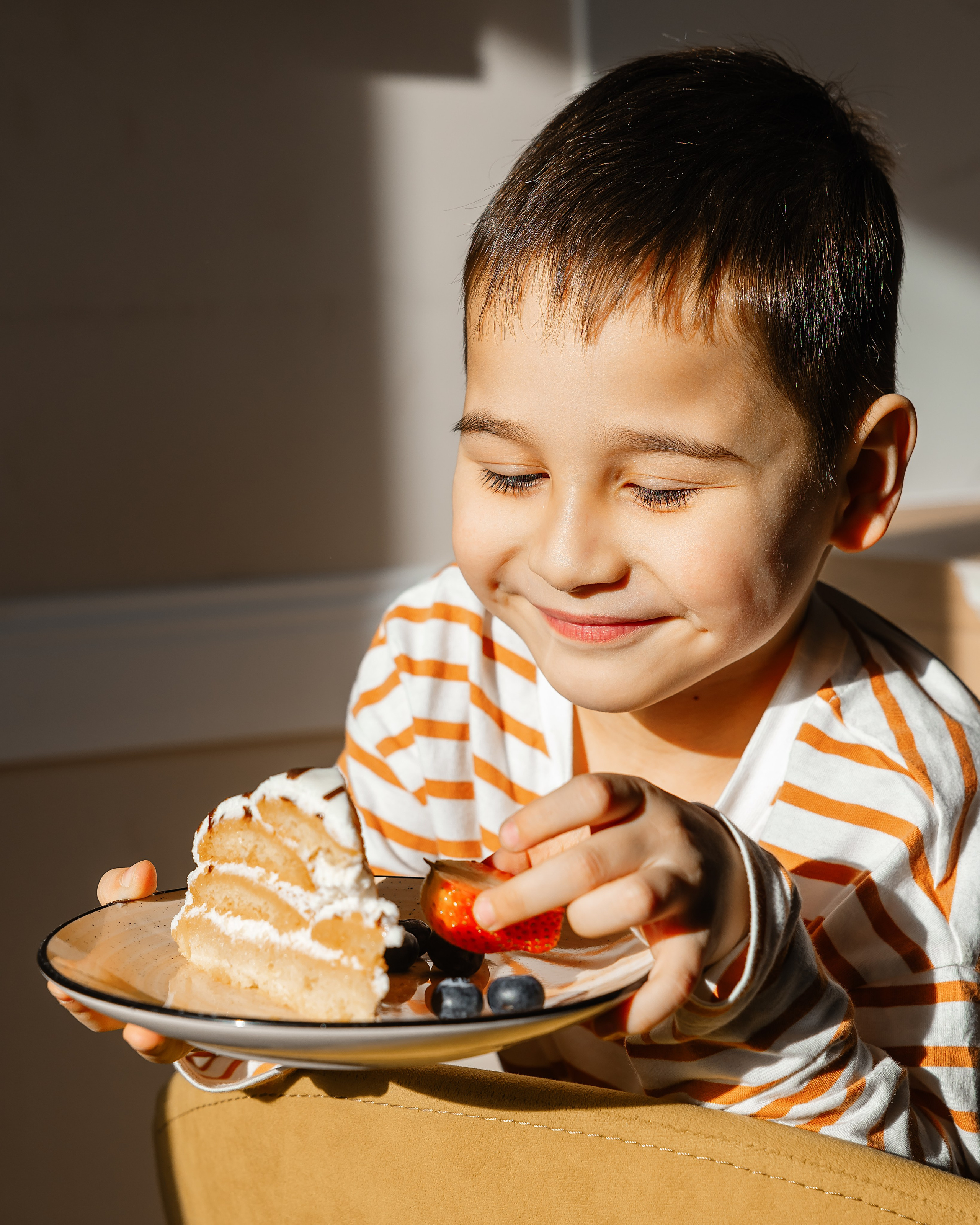 TortKlubnichka. Фотограф и видеограф в Улан-Удэ: Аюна Габагуева и Артём Шаханов