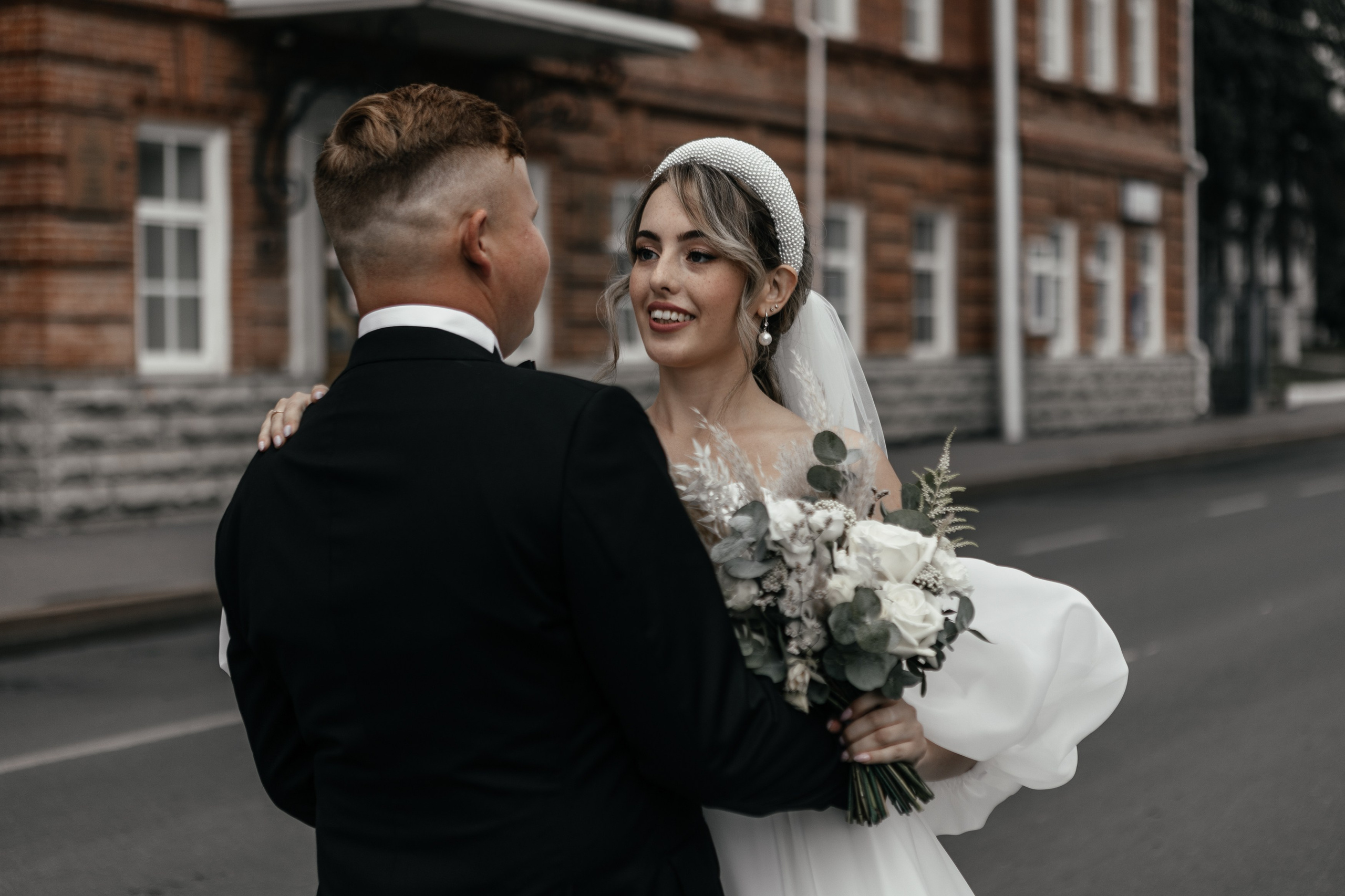 Свадебный фотограф Уфа — Руслан ГабдлисламовЖивые эмоции, красивые кадры, воспоминания на всю жизнь.Работаю по всей Республике Башкортоста. Свадебный фотограф Уфа Руслан Габдлисламов
