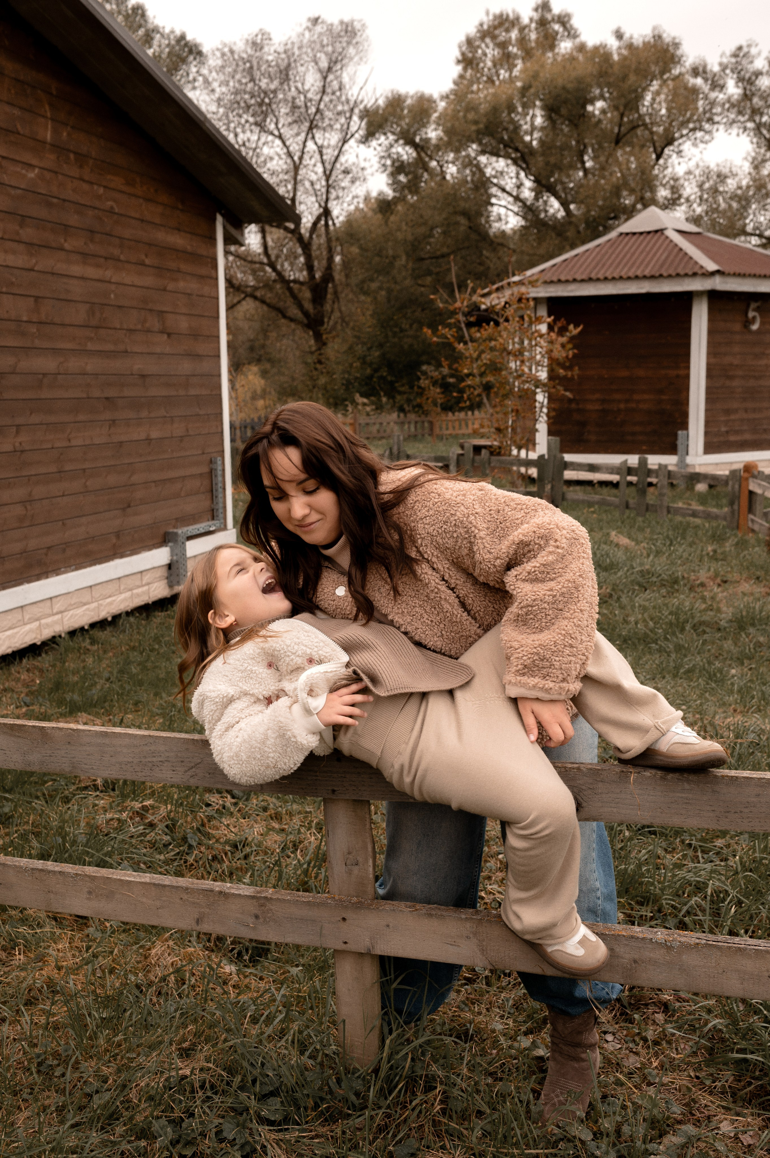 Настя и Васса. Свадебный и семейный фотограф в Серпухове Александра Дерюшева