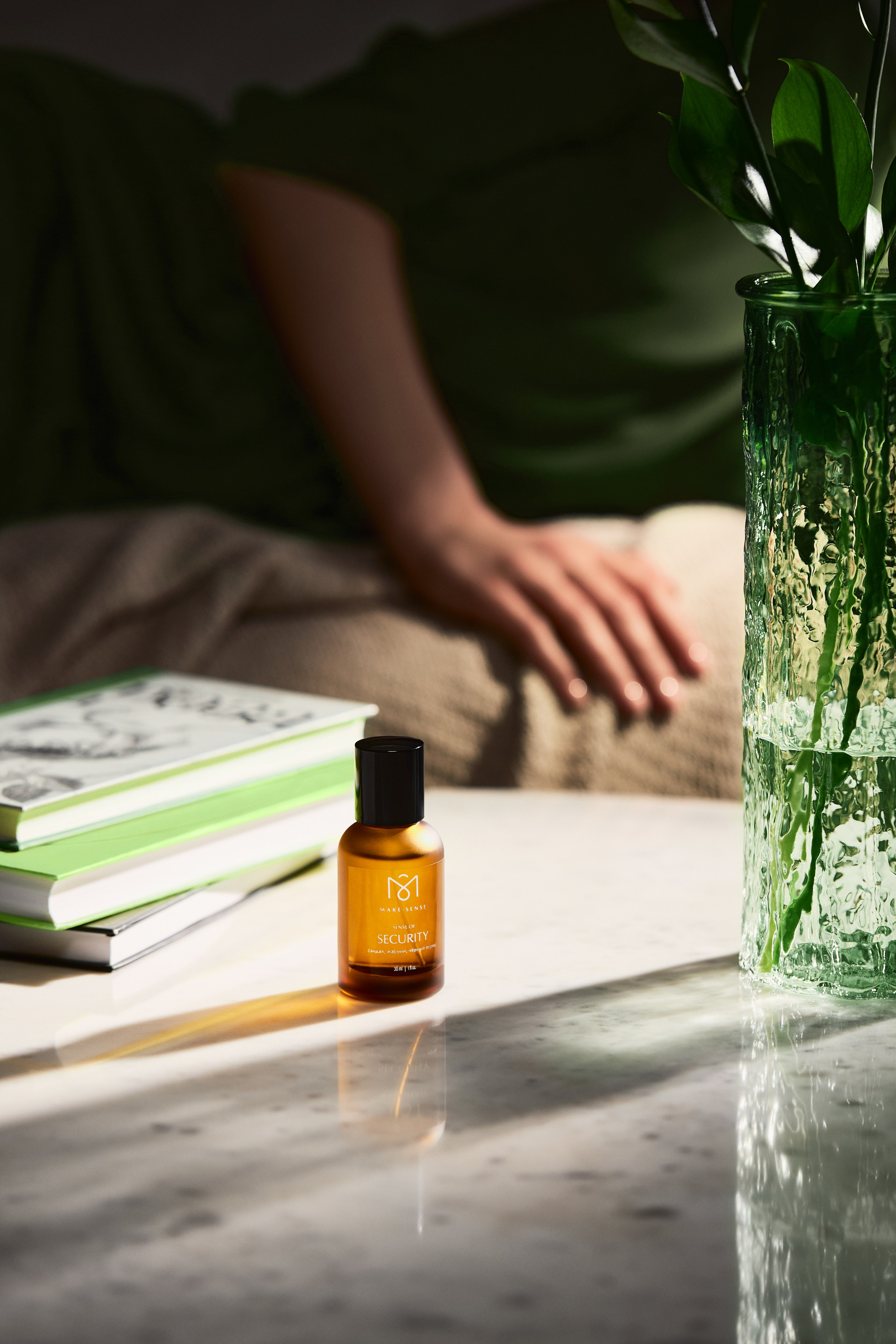 Image for Make sense brand. Аксёнова Оля — сет-дизайнер, художник-постановщик, Москва