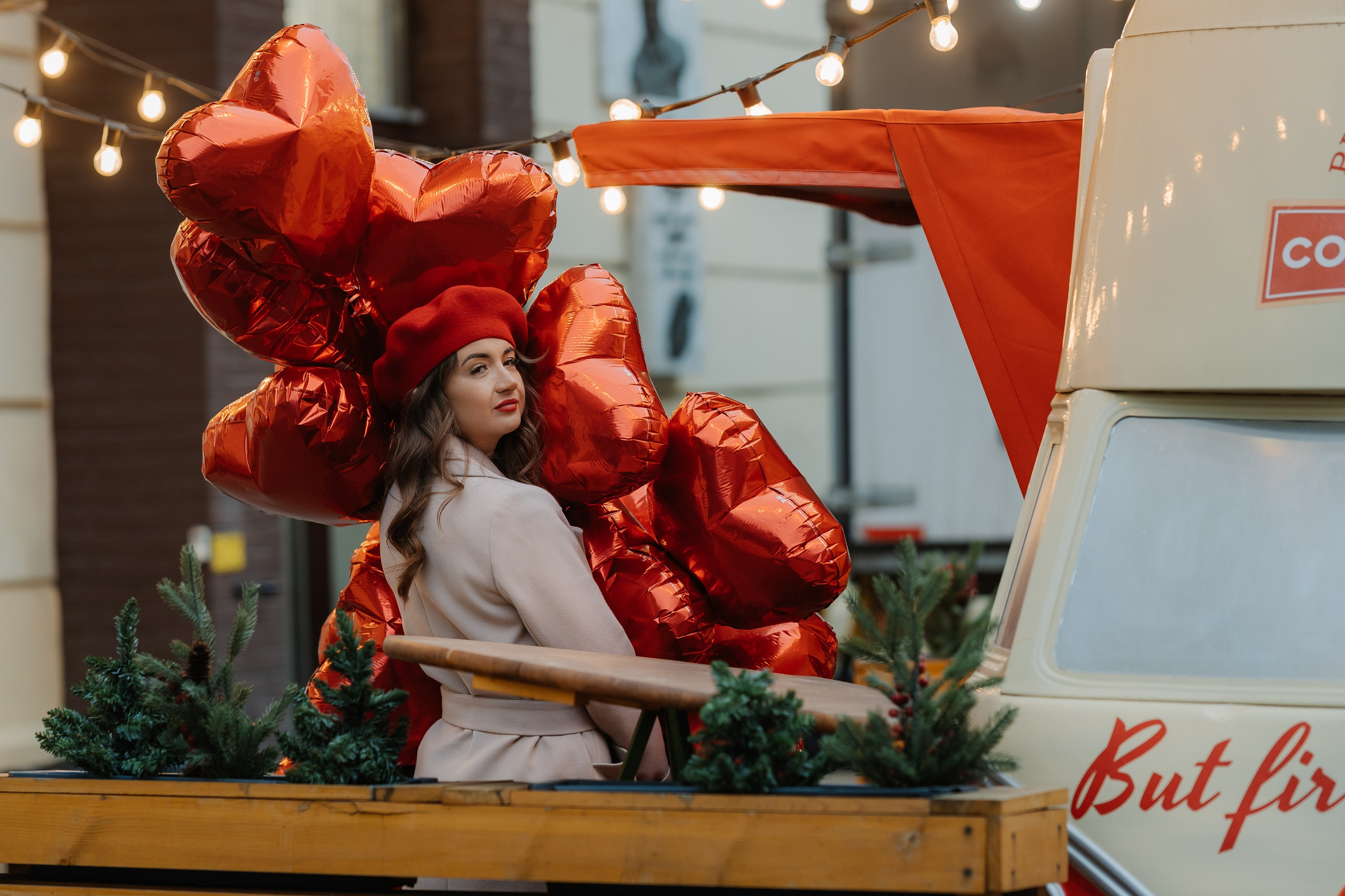Аня с шарами. СВАДЕБНЫЙ ФОТОГРАФ КРАСНОЯРСК