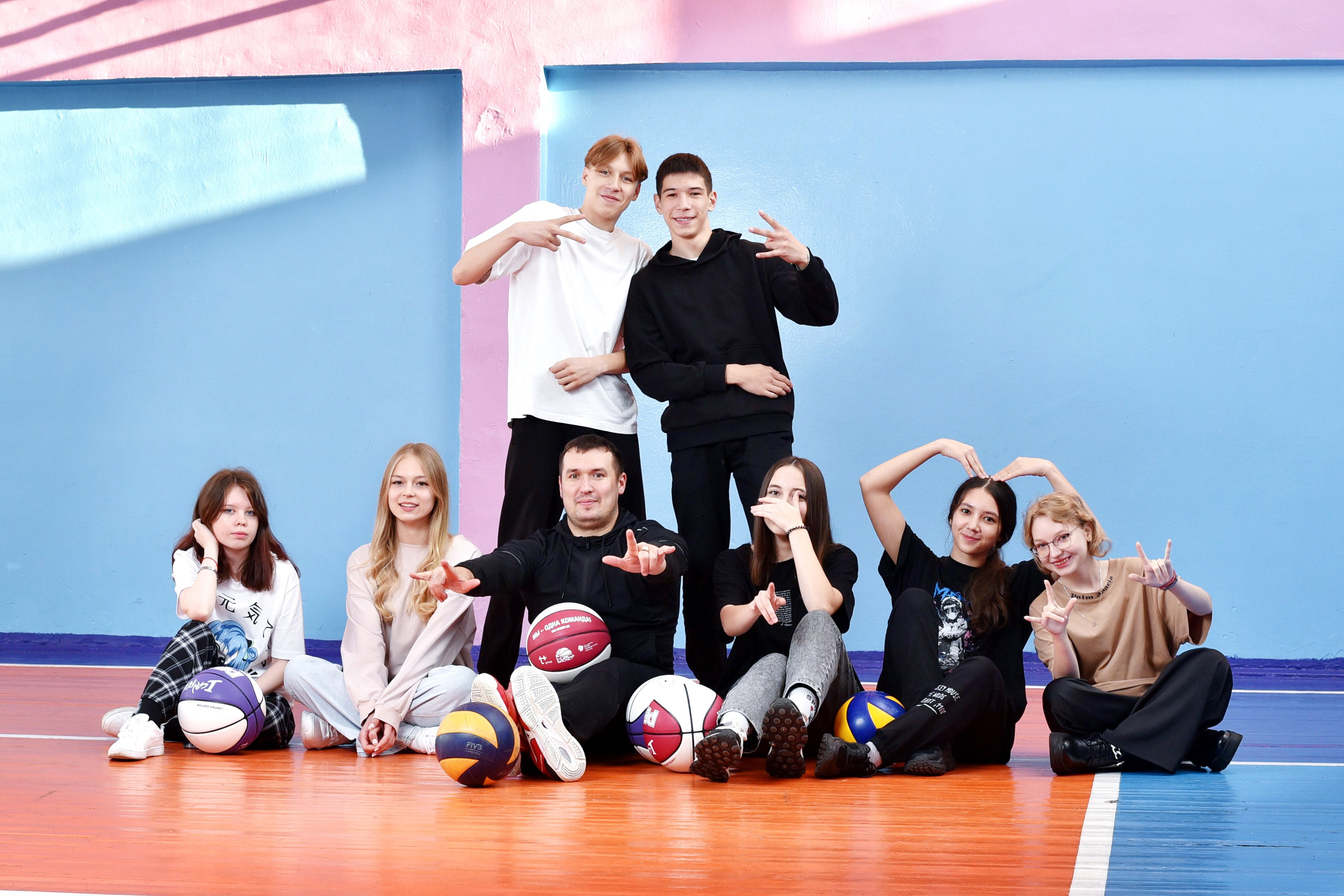 ФОТОСЕССИЯ В СПОРТИВНОМ ЗАЛЕ. Школьный фотограф ЛАРИСА МАТВЕЕНКО