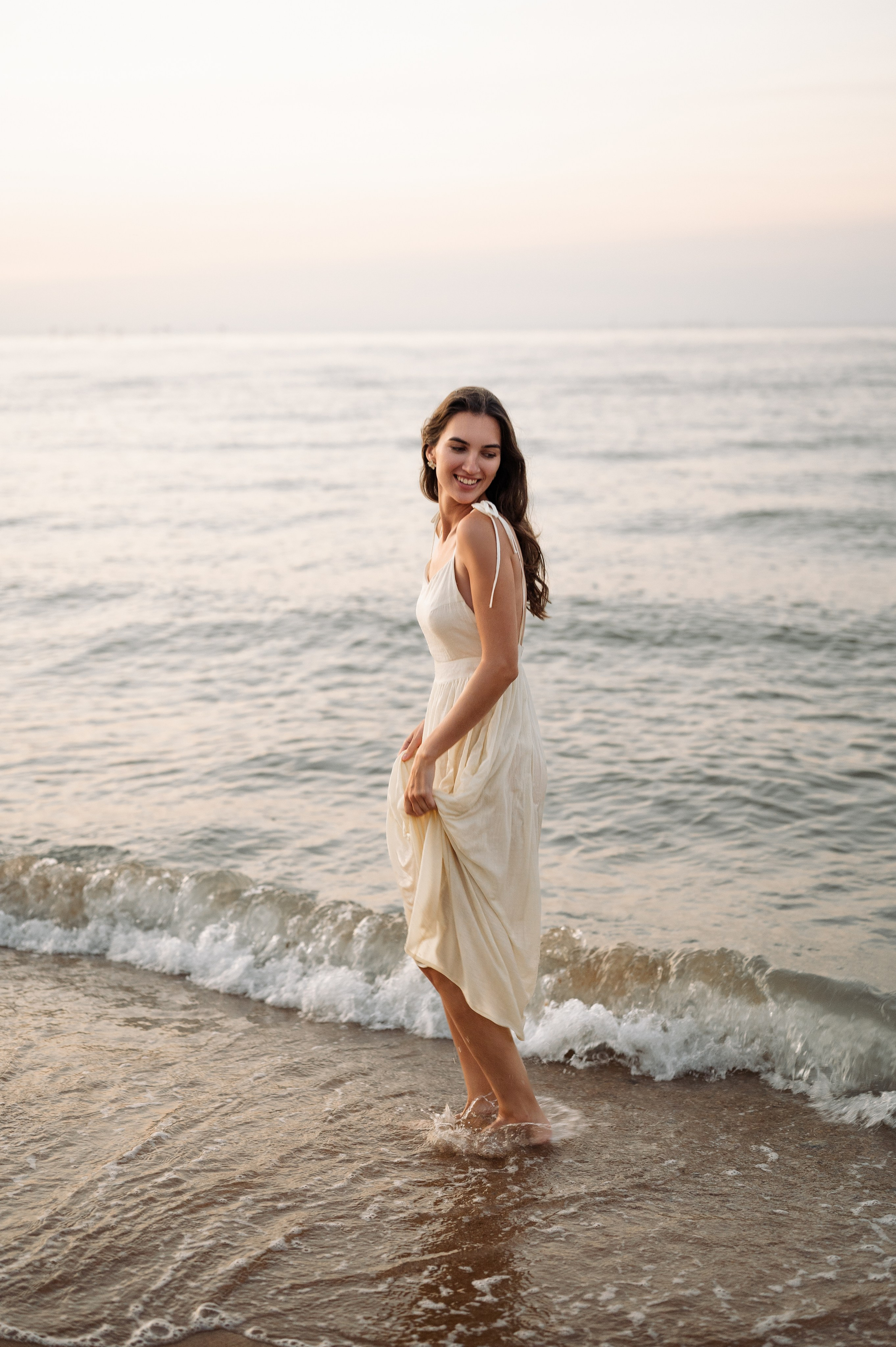 Предсвадебная съёмка на море🌊. Свадебный и семейный фотограф в Краснодаре Алина Мельник