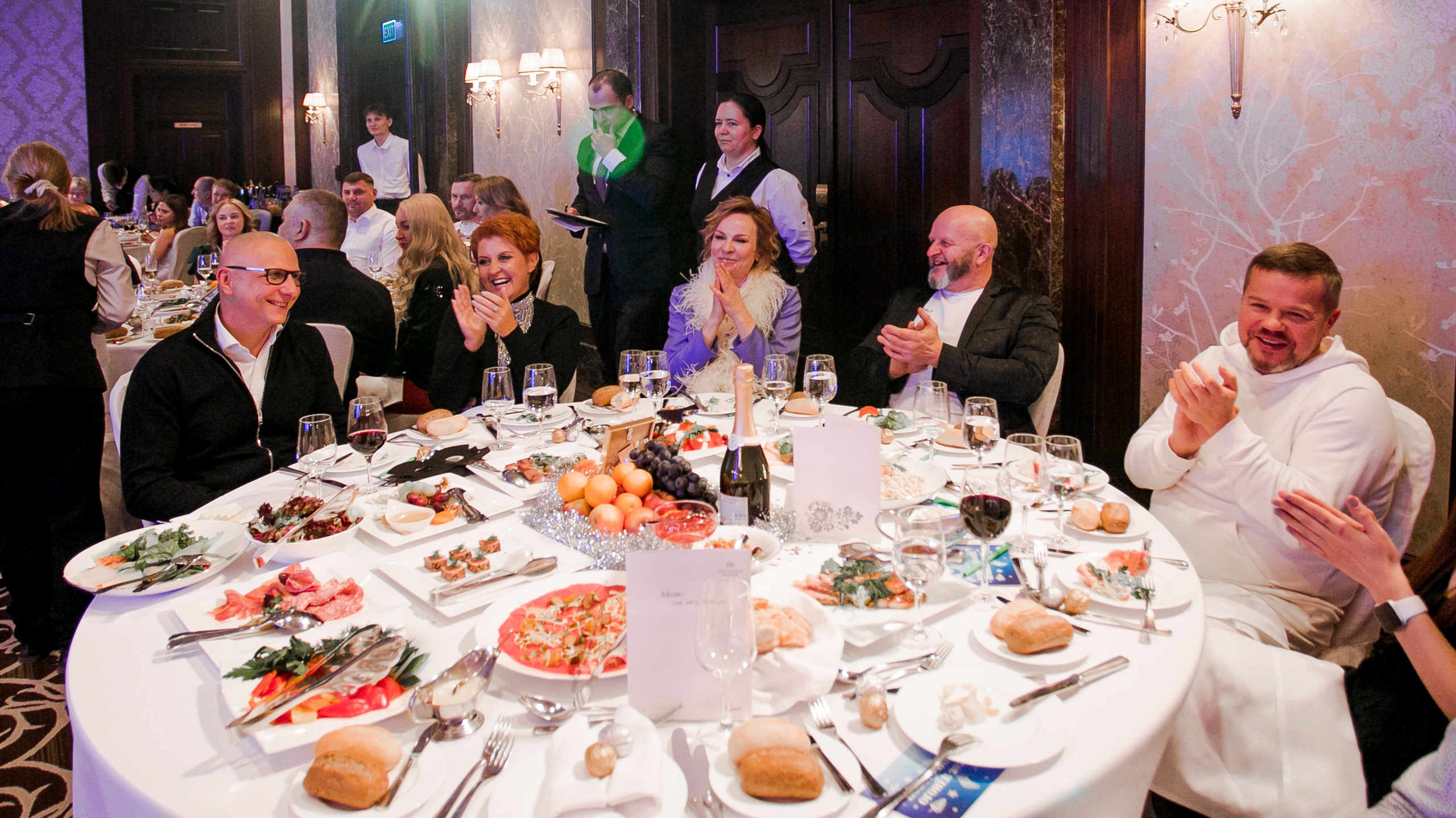 Фотосъемка новогоднего корпоратива компании CD. Репортажный фотограф Борис Геер