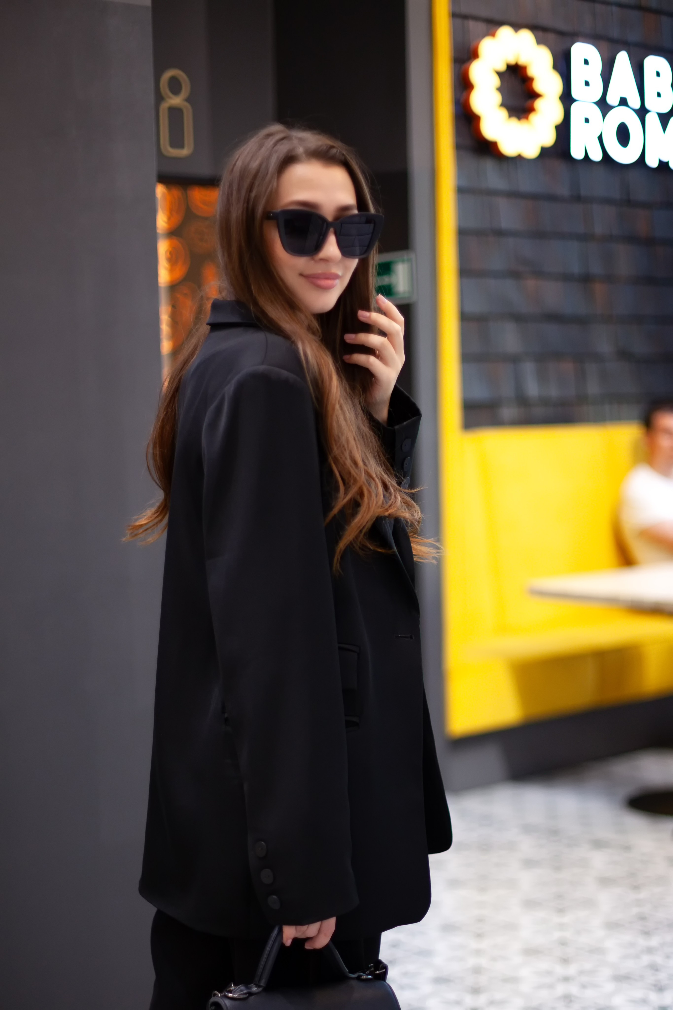 Она знает, как выглядеть стильно, даже если в запасе всего 5 минут. Фотограф в Томске Евгения Гуляева