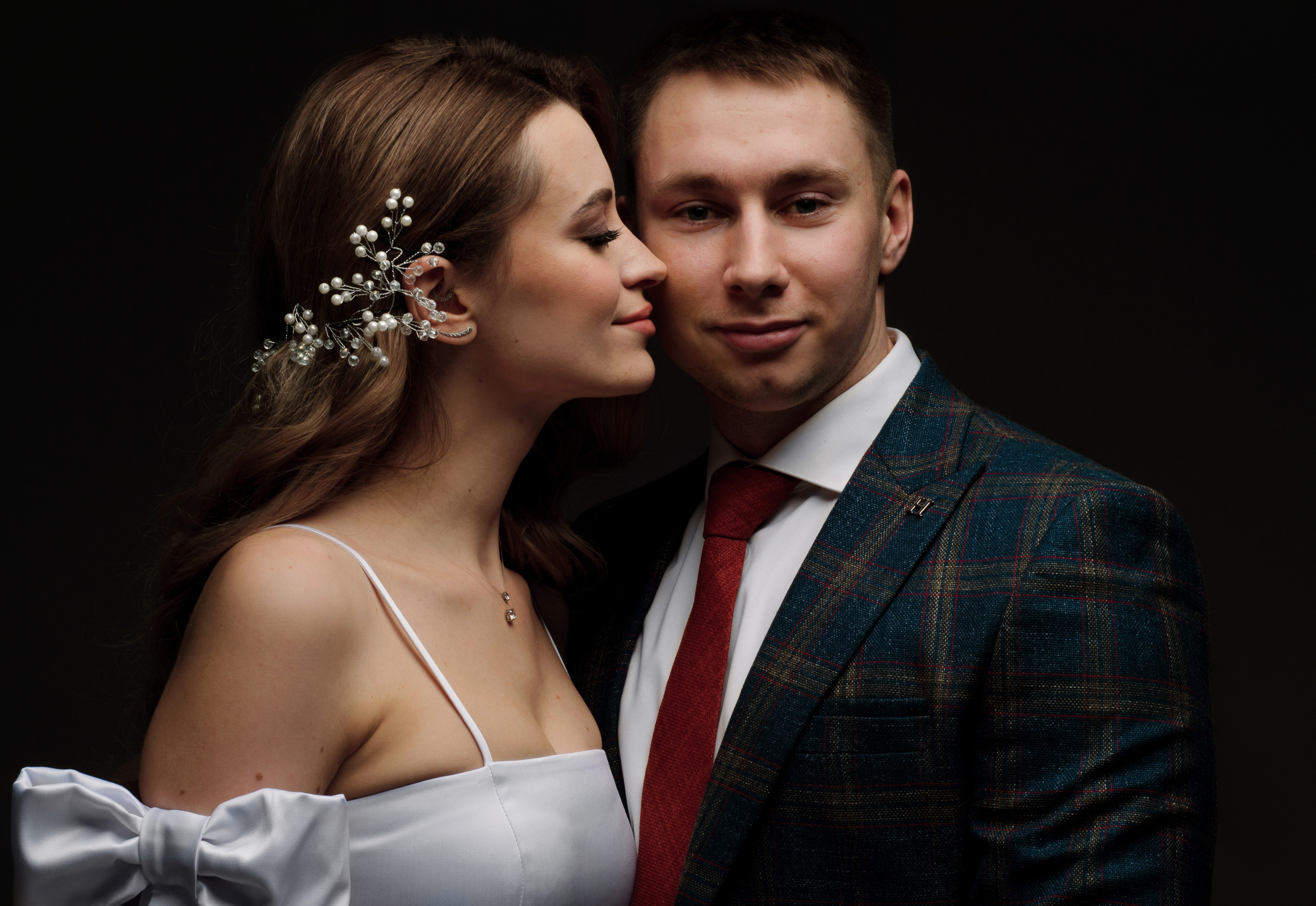 Минимализм в свадебной съёмке. Фотографы для фотосессий в Новосибирске